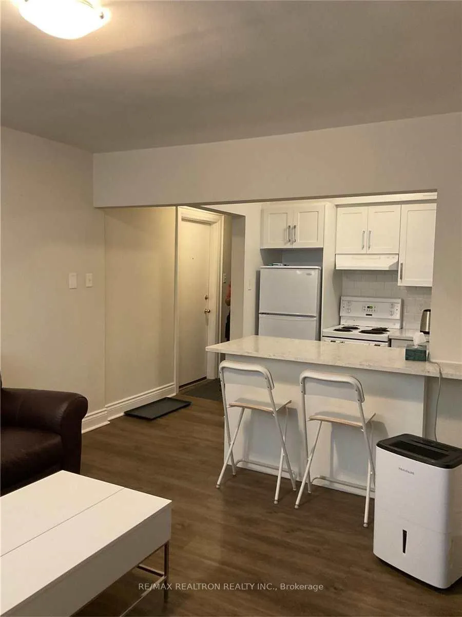 Photo 7 of Unit 1, 2477 Queen Street E, Toronto, The Beaches — HOMEH
