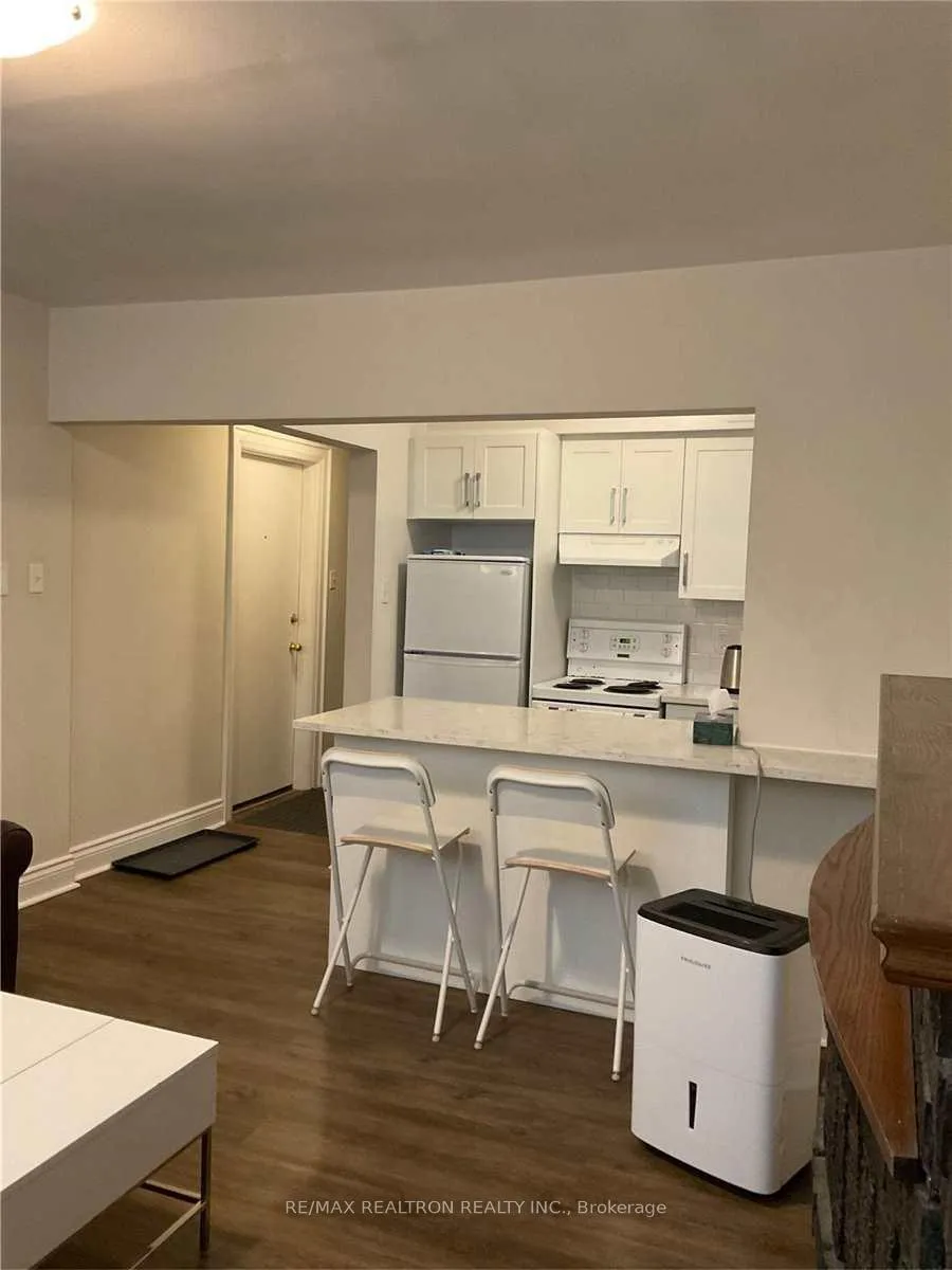Photo 8 of Unit 1, 2477 Queen Street E, Toronto, The Beaches — HOMEH