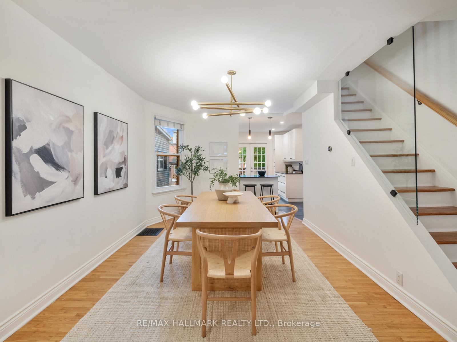 Photo 7 of 31 Tennis Crescent, Toronto, North Riverdale — HOMEH