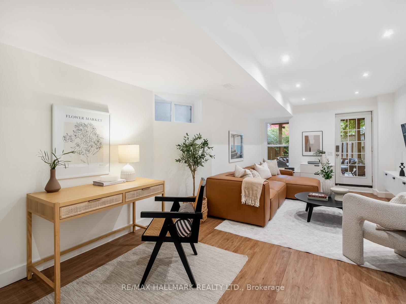 Photo 36 of 31 Tennis Crescent, Toronto, North Riverdale — HOMEH