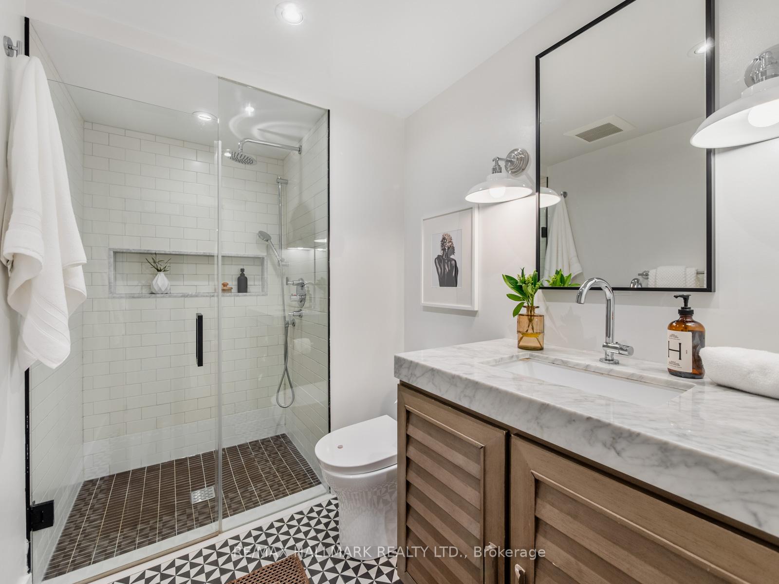 Photo 41 of 31 Tennis Crescent, Toronto, North Riverdale — HOMEH