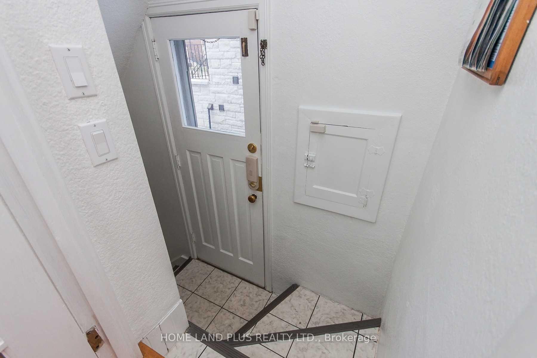 Photo 17 of 477 Broadway Avenue, Toronto, Leaside — HOMEH