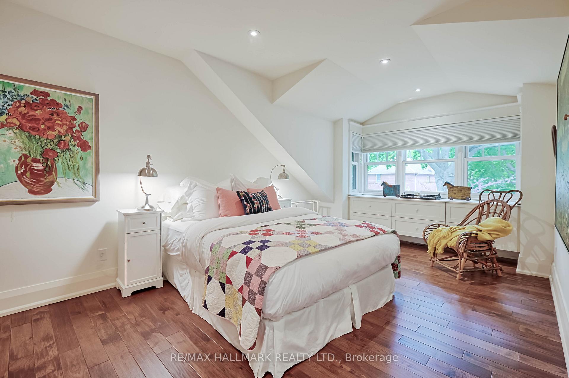 Photo 30 of 8 Silver Birch Avenue, Toronto, The Beaches — HOMEH