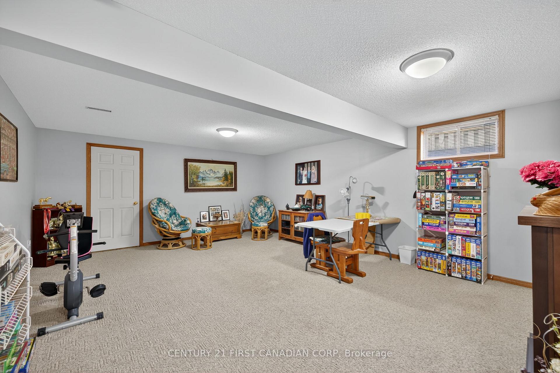 Photo 26 of 19 Hemlock Boulevard, Strathroy-Caradoc, SE — HOMEH