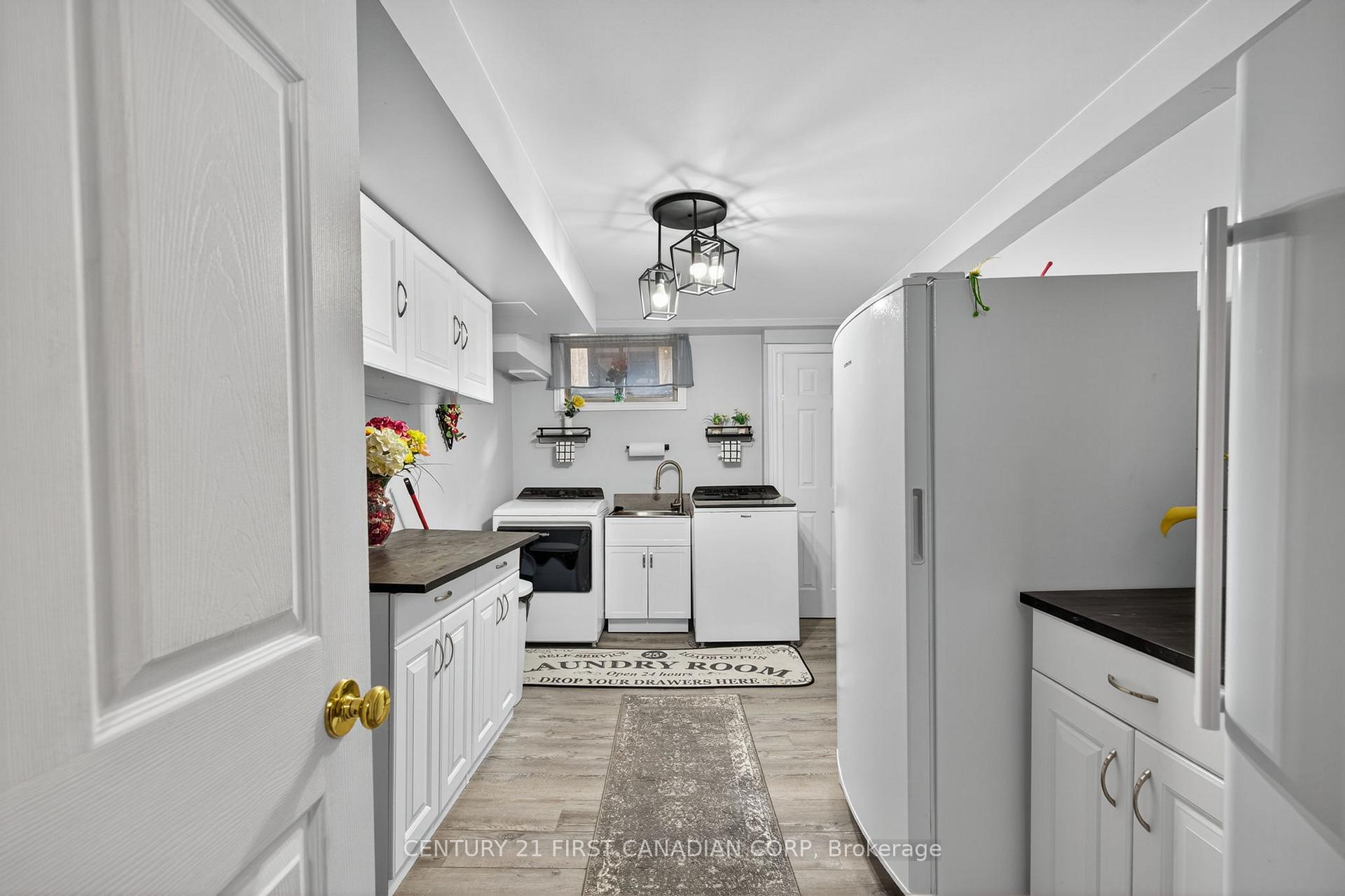 Photo 29 of 19 Hemlock Boulevard, Strathroy-Caradoc, SE — HOMEH