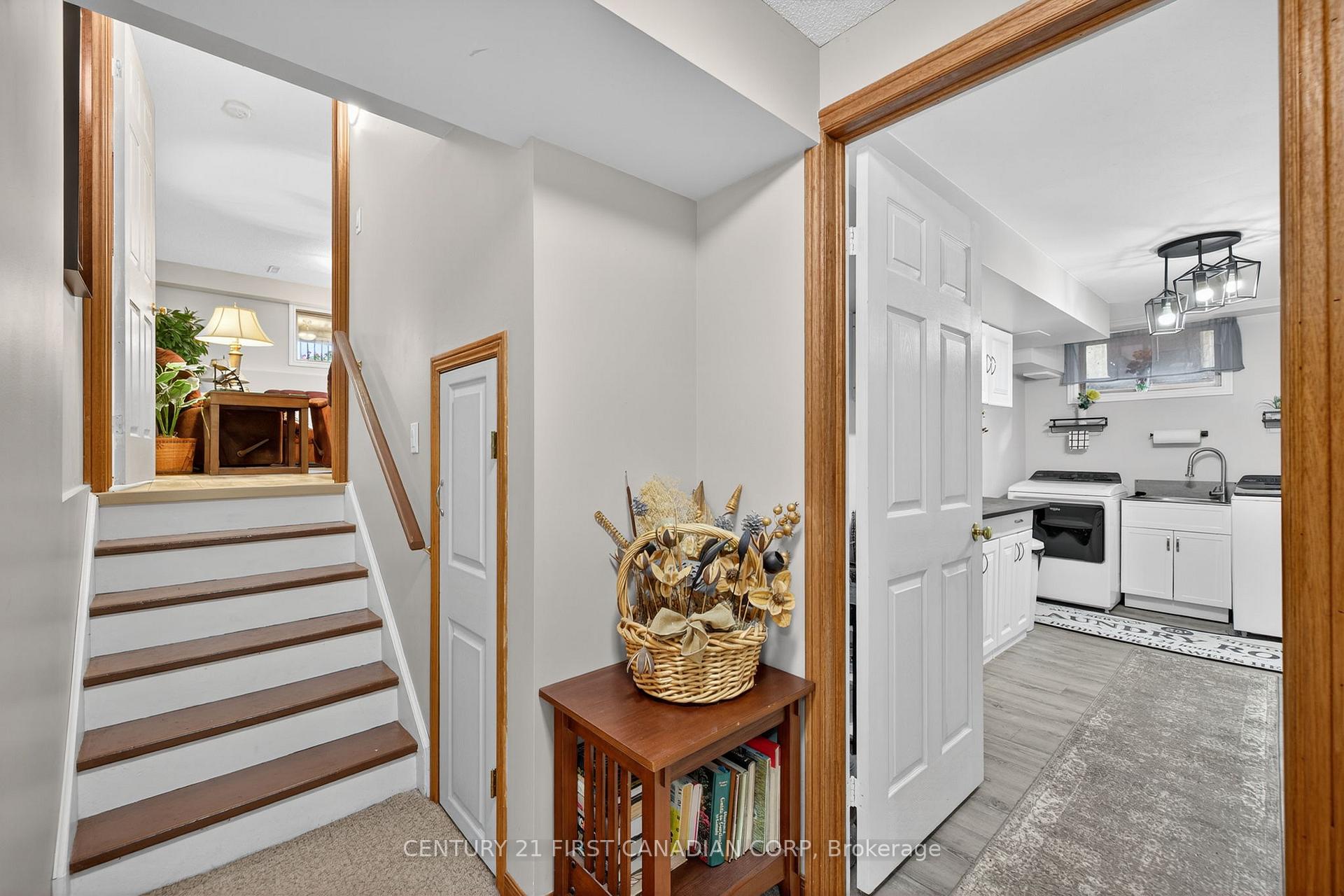 Photo 30 of 19 Hemlock Boulevard, Strathroy-Caradoc, SE — HOMEH