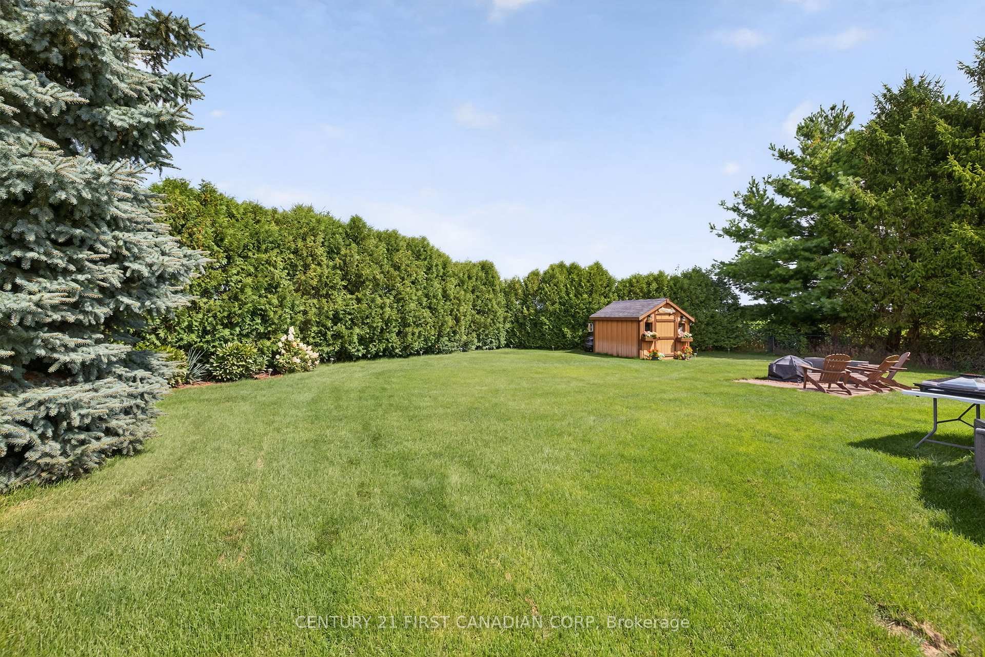 Photo 37 of 19 Hemlock Boulevard, Strathroy-Caradoc, SE — HOMEH