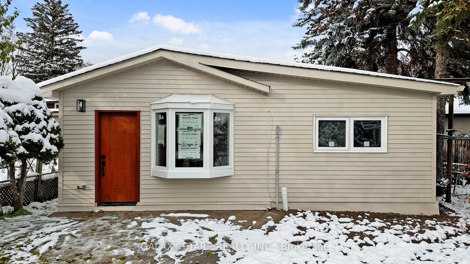 Front of Unit Garden Suit, 422 O'Connor Drive