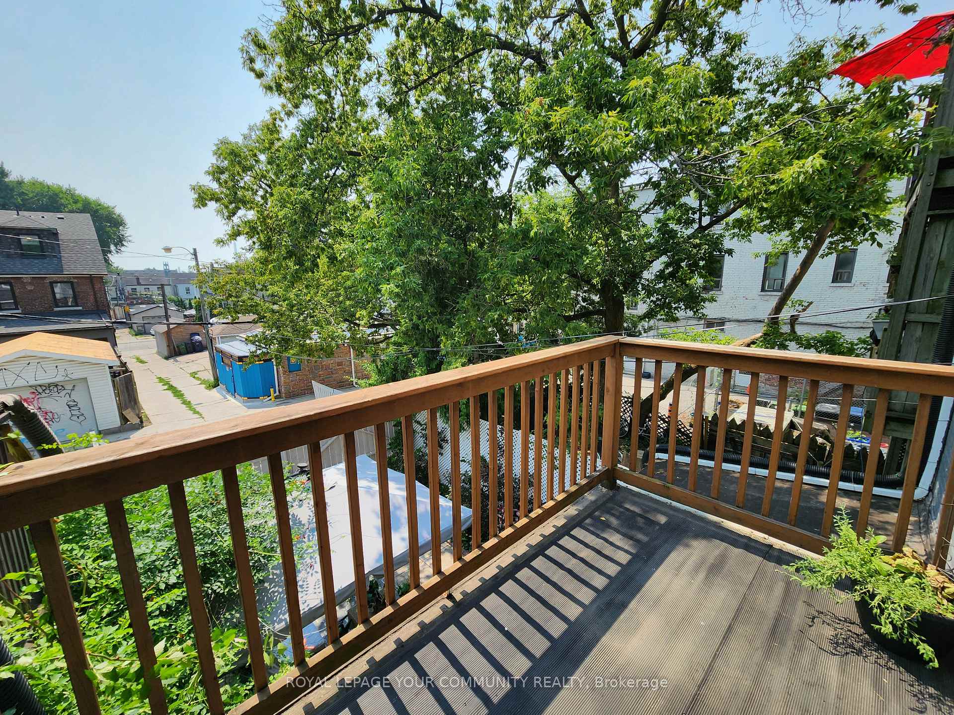Photo 4 of Unit Upper floor, 1075 Gerrard Street E, Toronto, South Riverdale — HOMEH