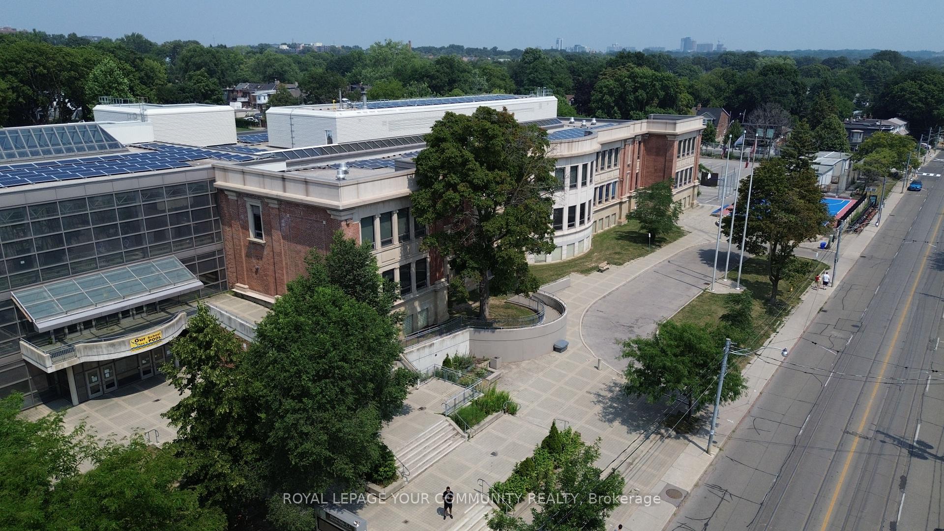 Photo 7 of Unit Upper floor, 1075 Gerrard Street E, Toronto, South Riverdale — HOMEH