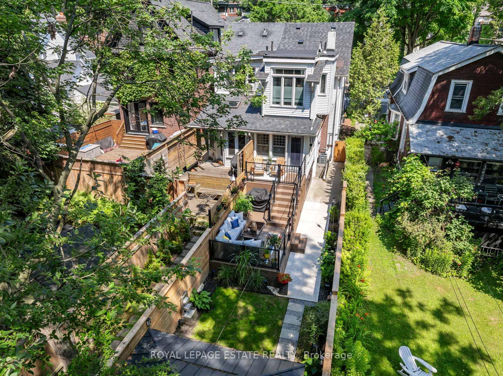 Photo 4 of 5 Balmy Avenue, Toronto, The Beaches — HOMEH