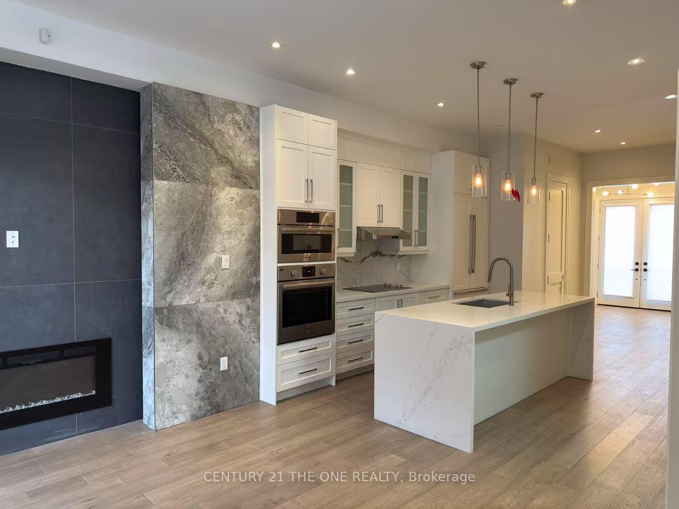 Photo 2 of 224 Mcrae Drive, Toronto, Leaside — HOMEH