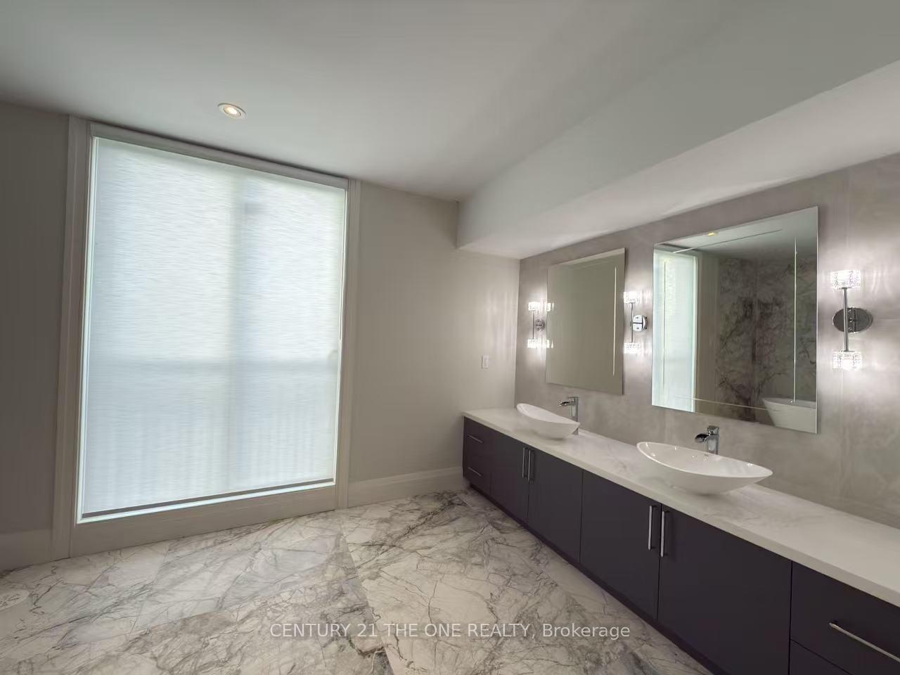 Photo 12 of 224 Mcrae Drive, Toronto, Leaside — HOMEH