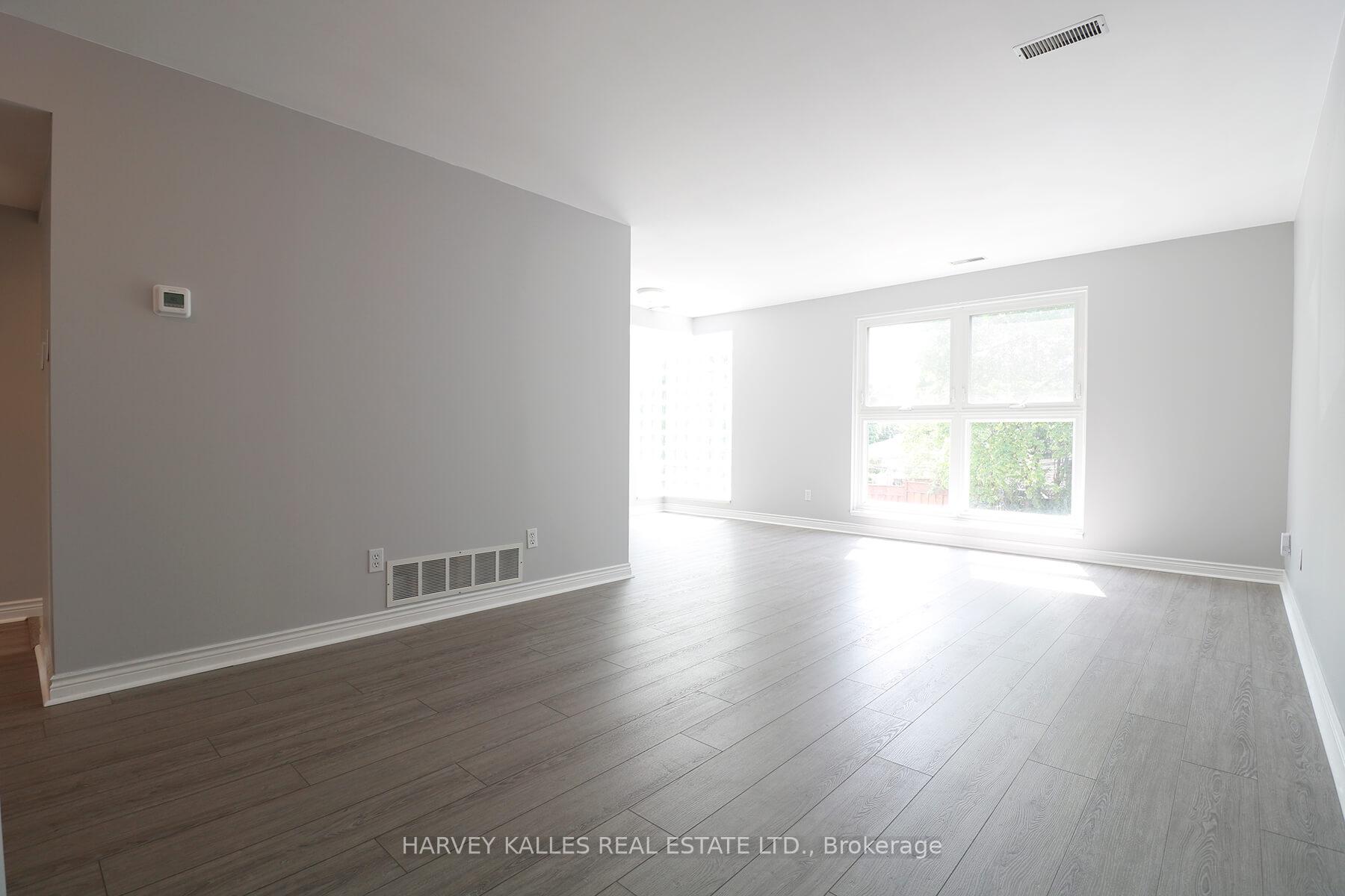 Photo 3 of Unit C, 1424 Bayview Avenue, Toronto, Mount Pleasant East — HOMEH