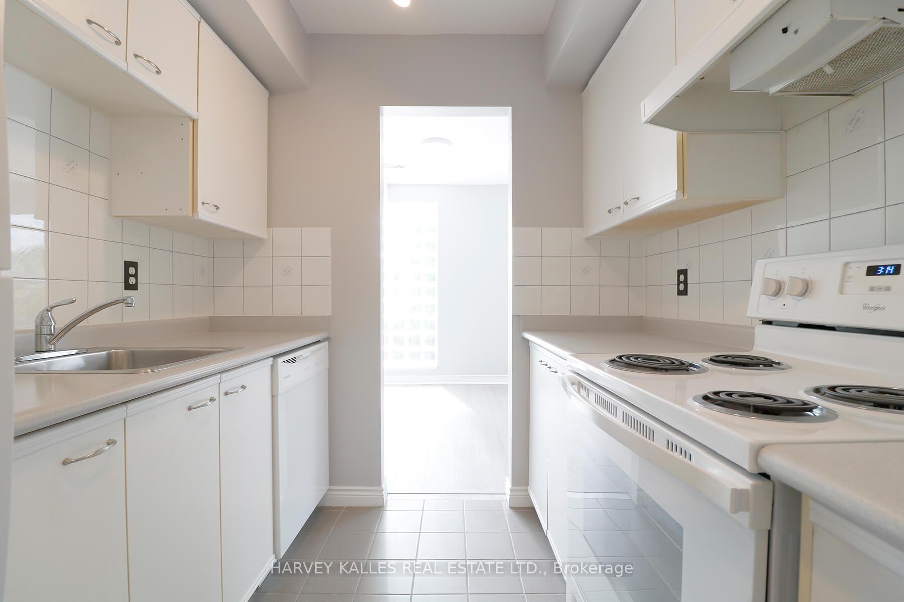 Photo 6 of Unit C, 1424 Bayview Avenue, Toronto, Mount Pleasant East — HOMEH