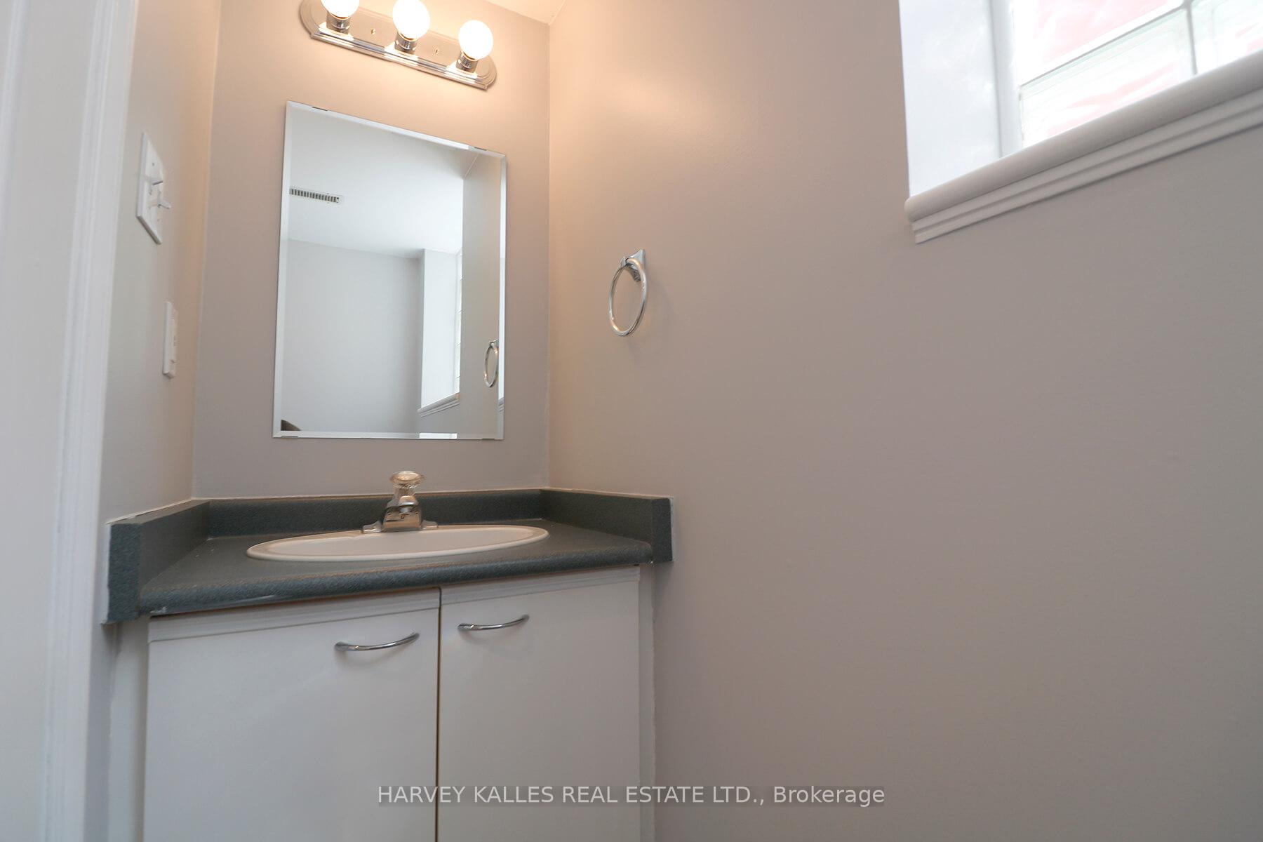 Photo 7 of Unit C, 1424 Bayview Avenue, Toronto, Mount Pleasant East — HOMEH