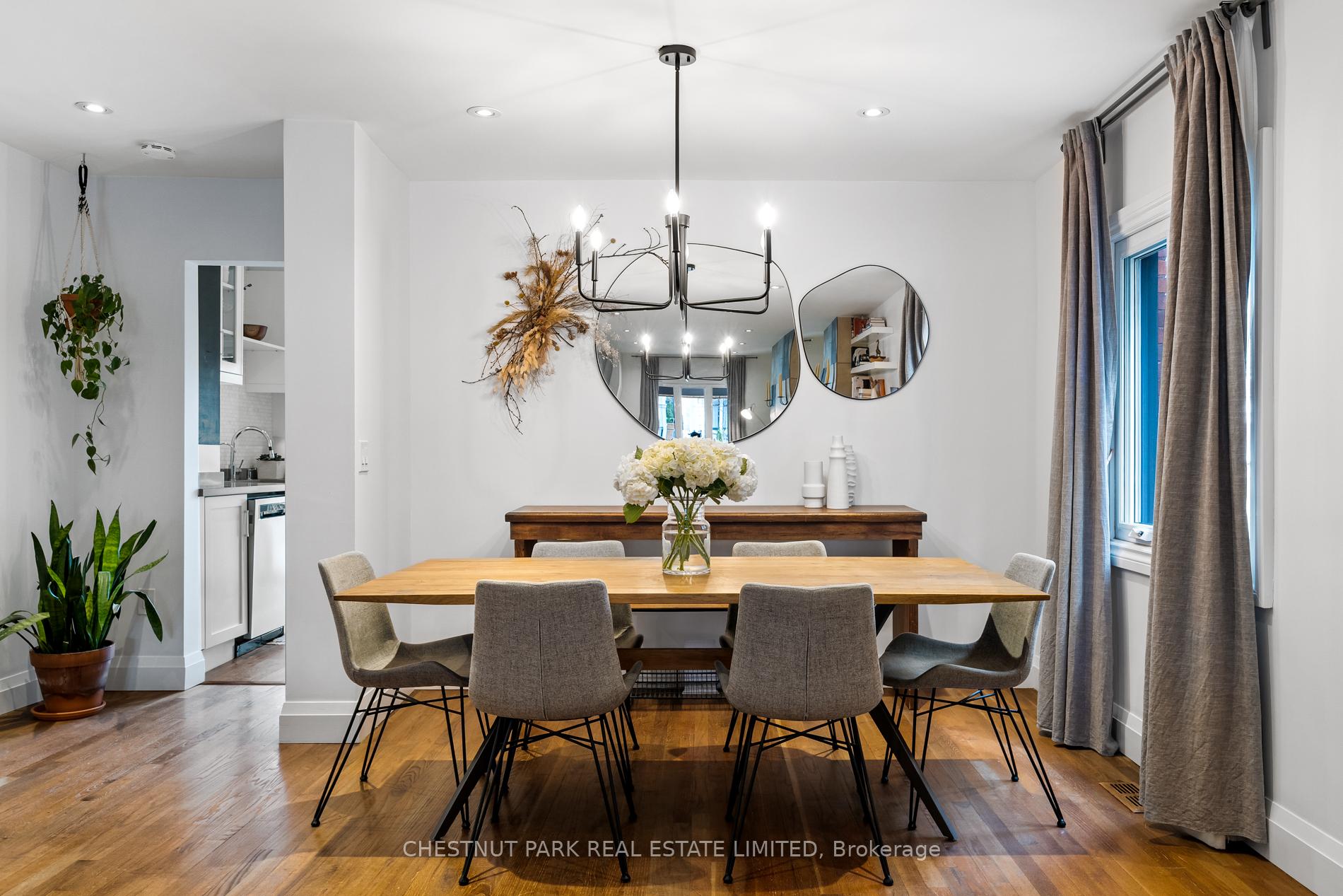 Photo 9 of 117 Randolph Road, Toronto, Leaside — HOMEH