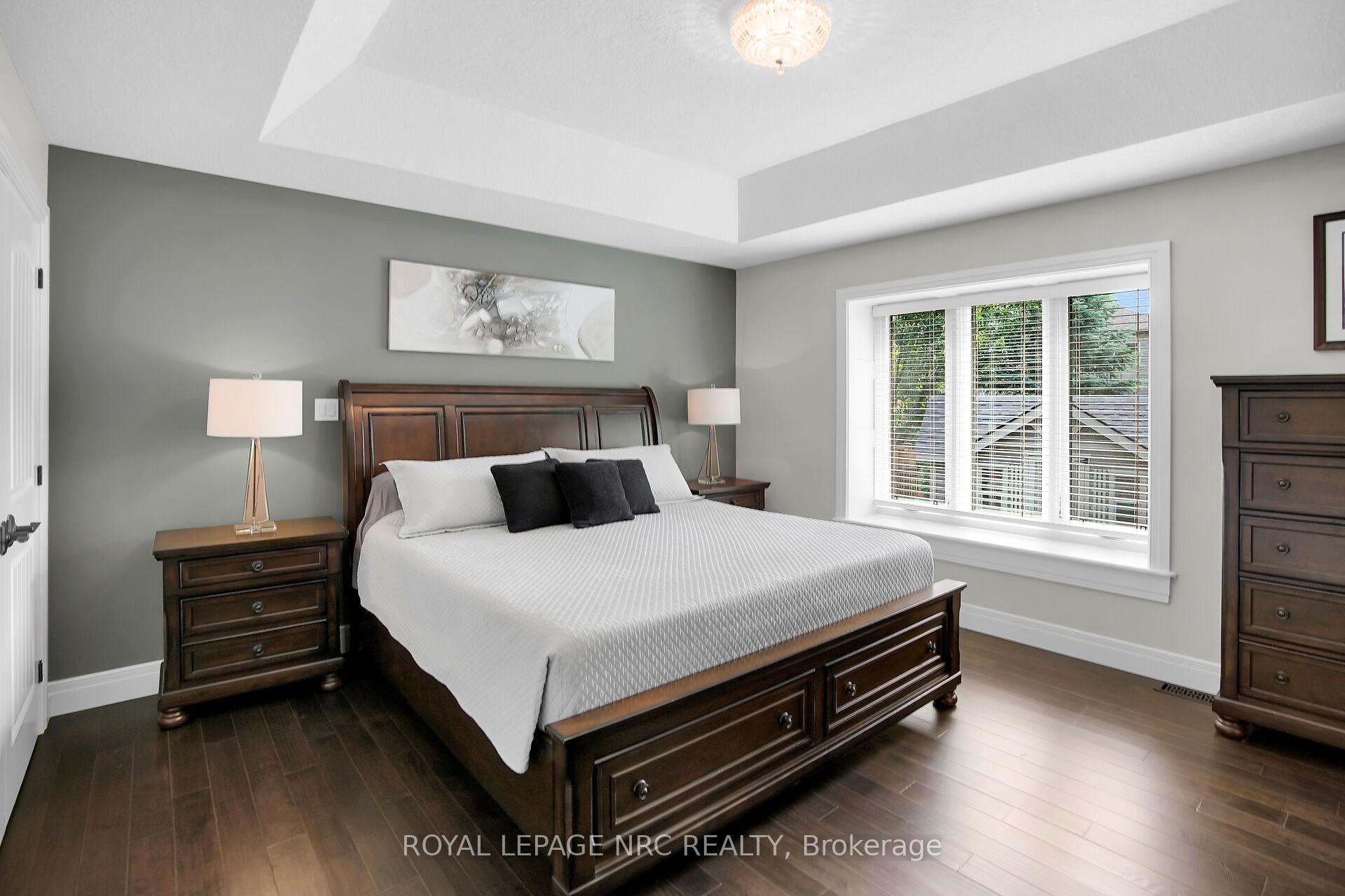Photo 20 of 49 Ashby Crescent, Strathroy-Caradoc, SW — HOMEH
