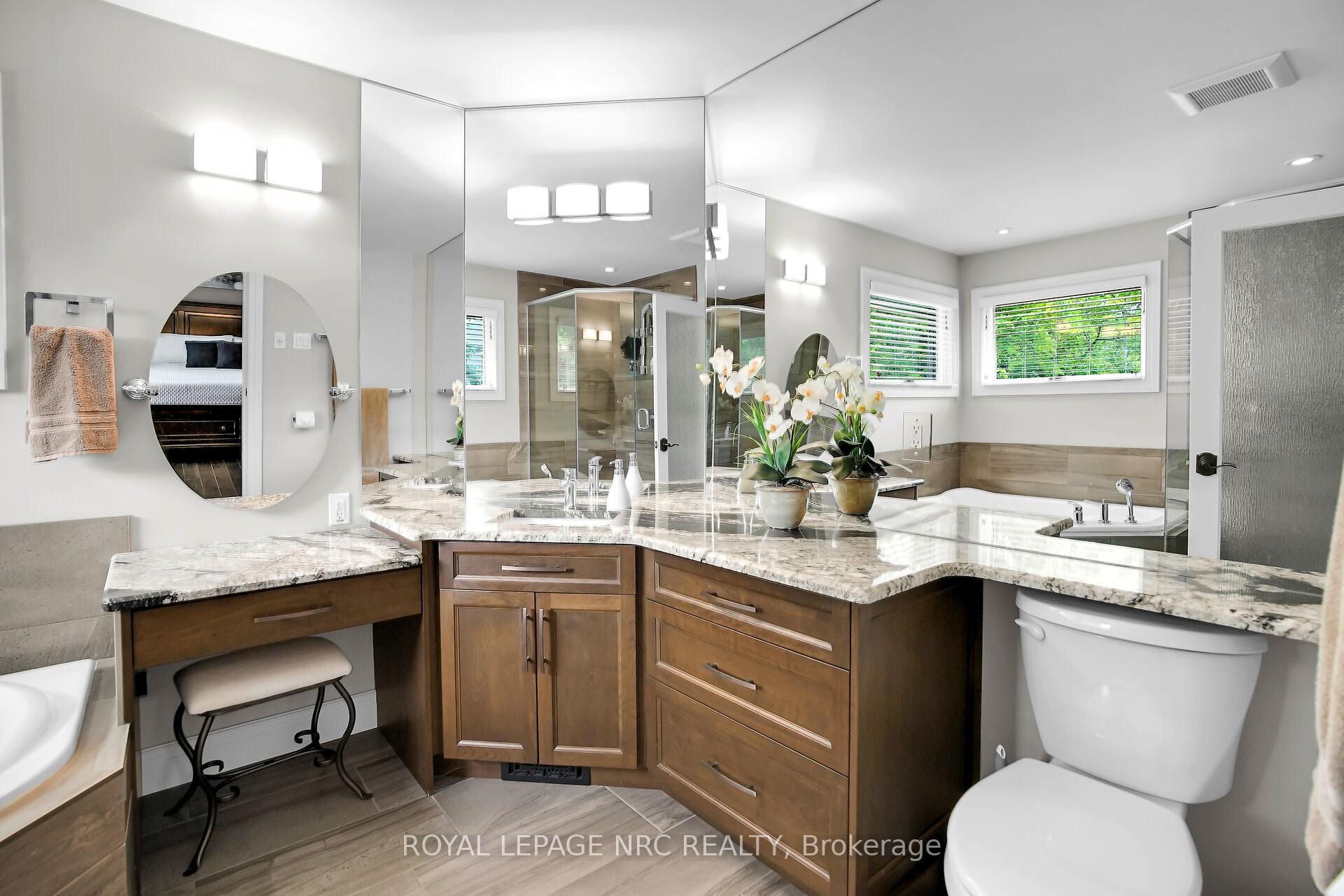 Photo 21 of 49 Ashby Crescent, Strathroy-Caradoc, SW — HOMEH