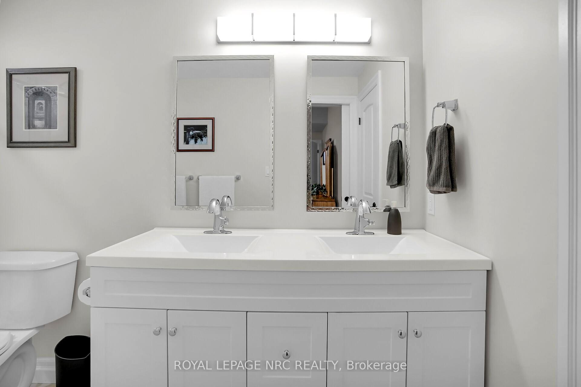 Photo 40 of 49 Ashby Crescent, Strathroy-Caradoc, SW — HOMEH