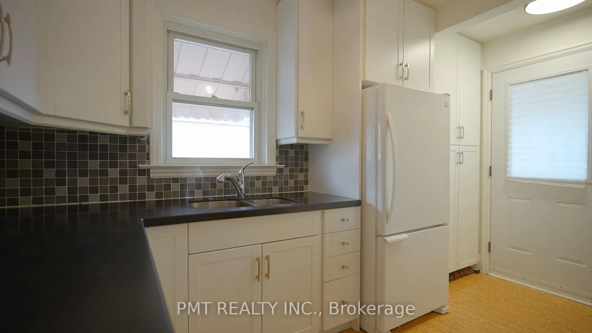 Photo 6 of 103 Yardley Avenue, Toronto, O'Connor-Parkview — HOMEH
