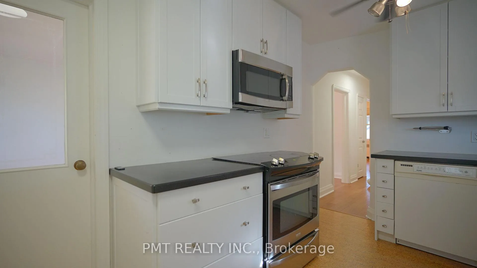 Photo 7 of 103 Yardley Avenue, Toronto, O'Connor-Parkview — HOMEH