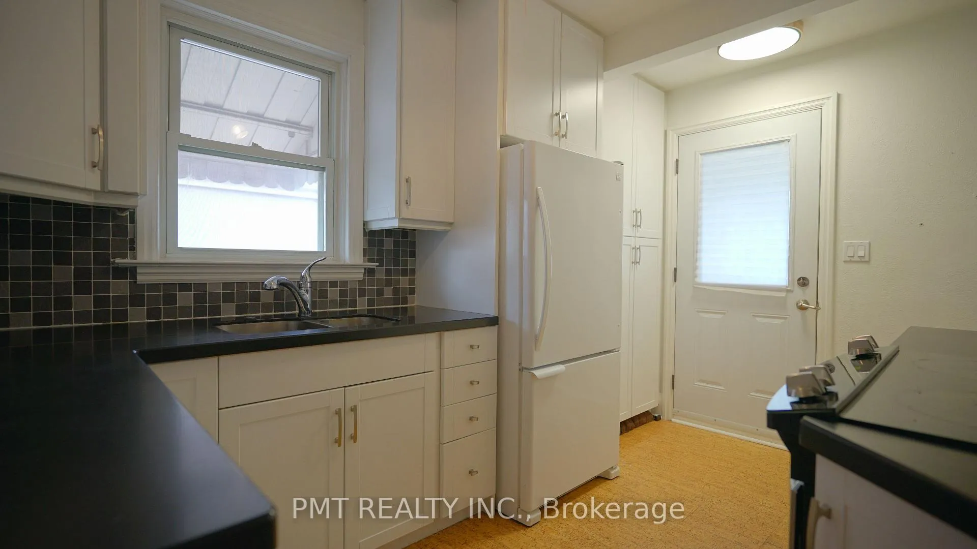 Photo 10 of 103 Yardley Avenue, Toronto, O'Connor-Parkview — HOMEH