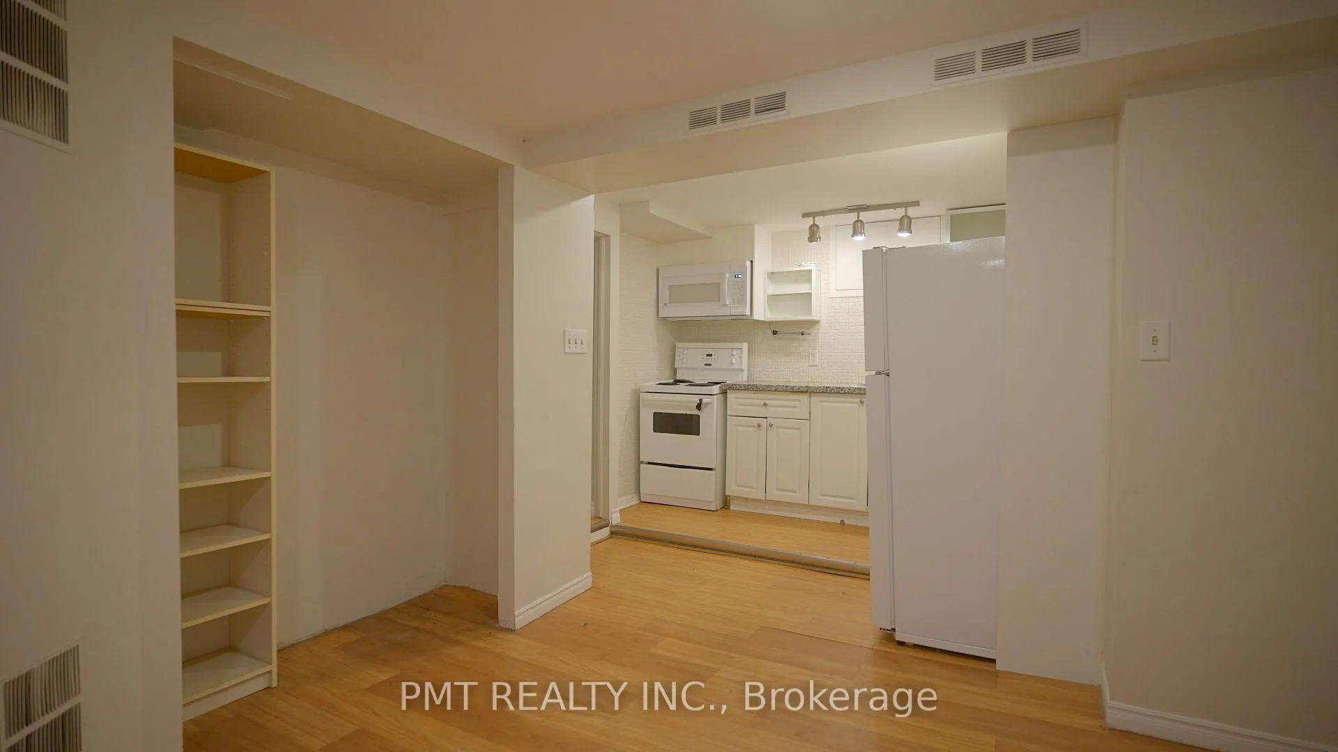 Photo 26 of 103 Yardley Avenue, Toronto, O'Connor-Parkview — HOMEH