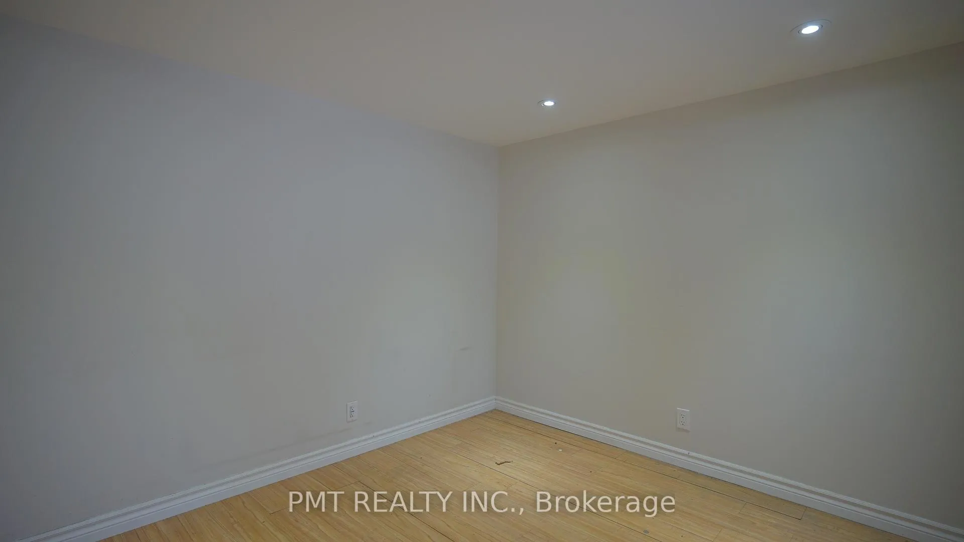 Photo 33 of 103 Yardley Avenue, Toronto, O'Connor-Parkview — HOMEH