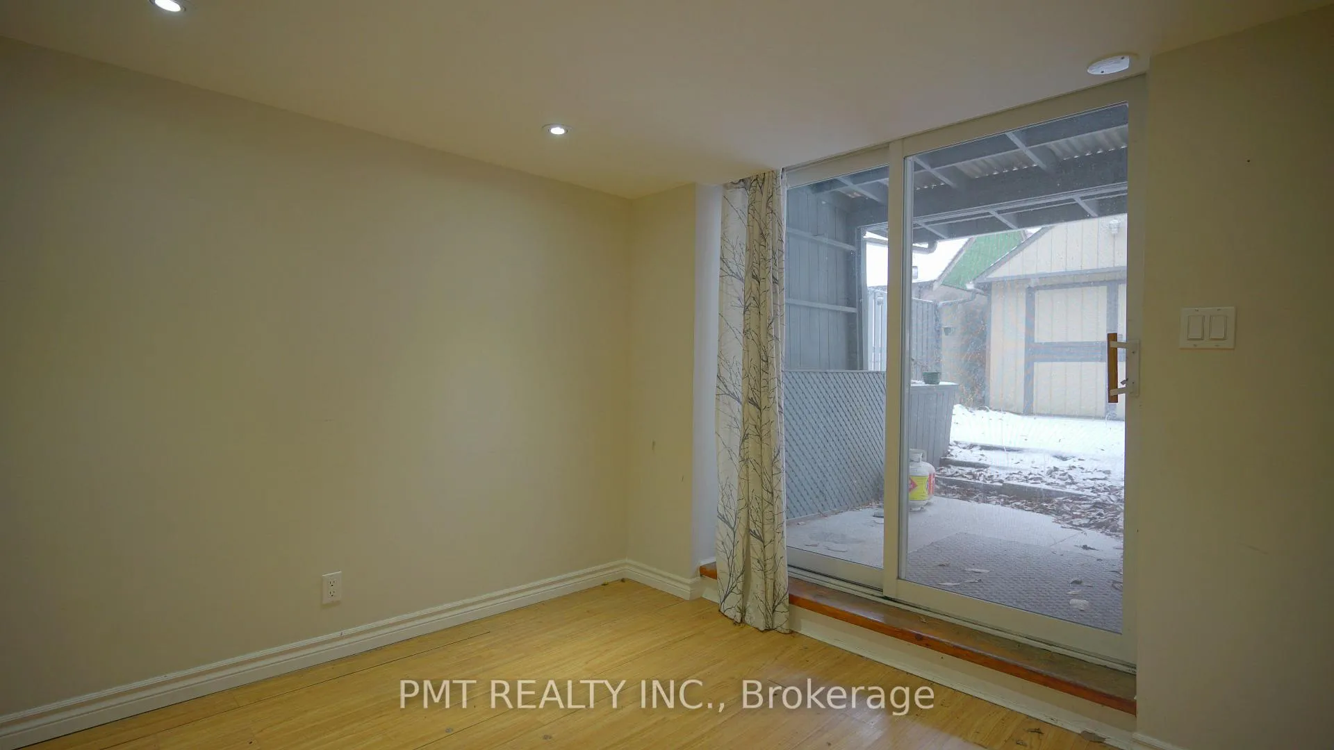 Photo 34 of 103 Yardley Avenue, Toronto, O'Connor-Parkview — HOMEH