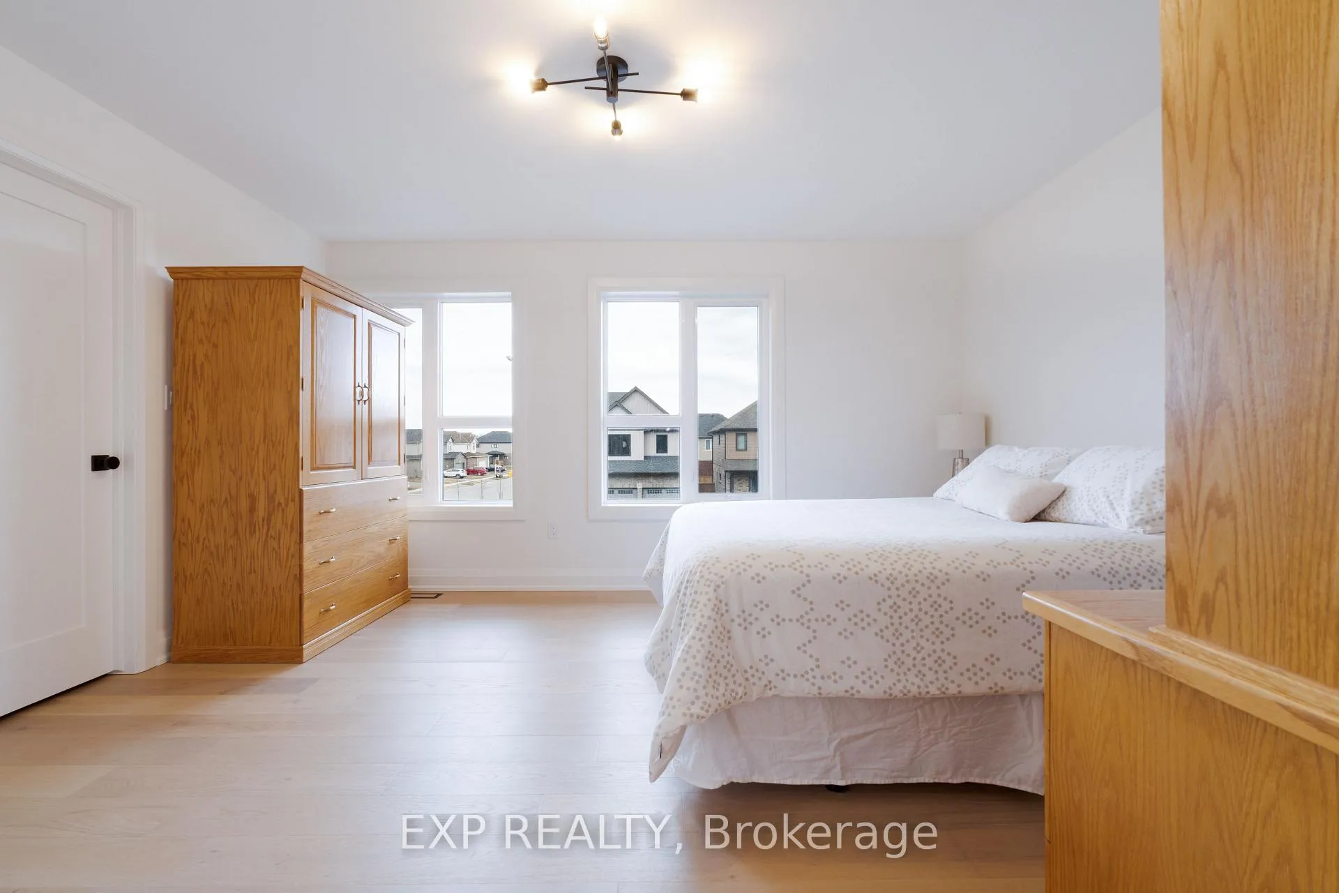 Photo 28 of 81 Homestead Way, Thorold, Rolling Meadows — HOMEH