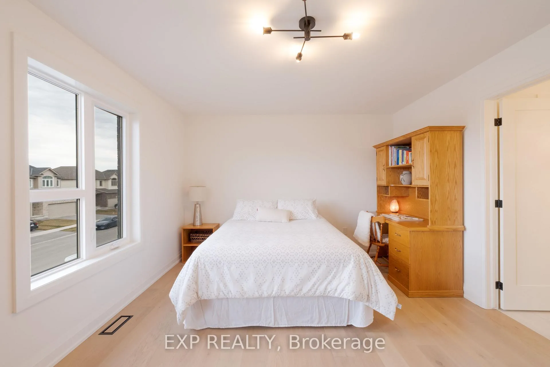 Photo 29 of 81 Homestead Way, Thorold, Rolling Meadows — HOMEH