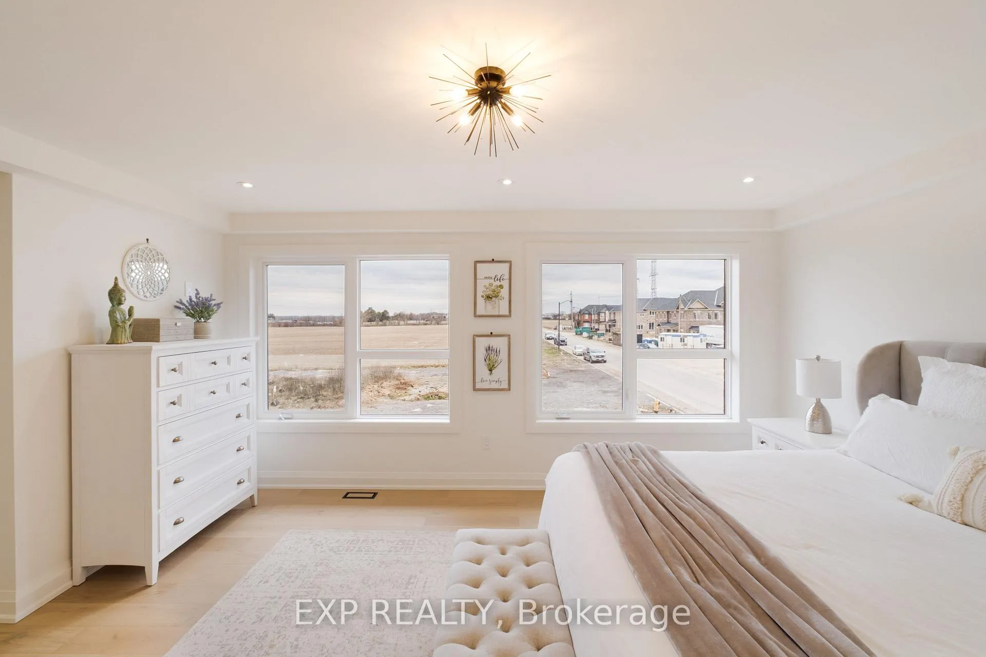 Photo 37 of 81 Homestead Way, Thorold, Rolling Meadows — HOMEH
