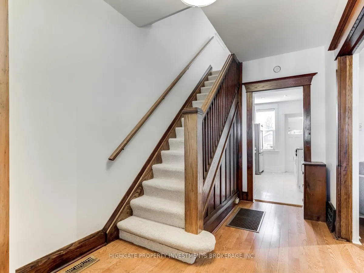 Photo 2 of 98 Westlake Avenue, Toronto, East End-Danforth — HOMEH