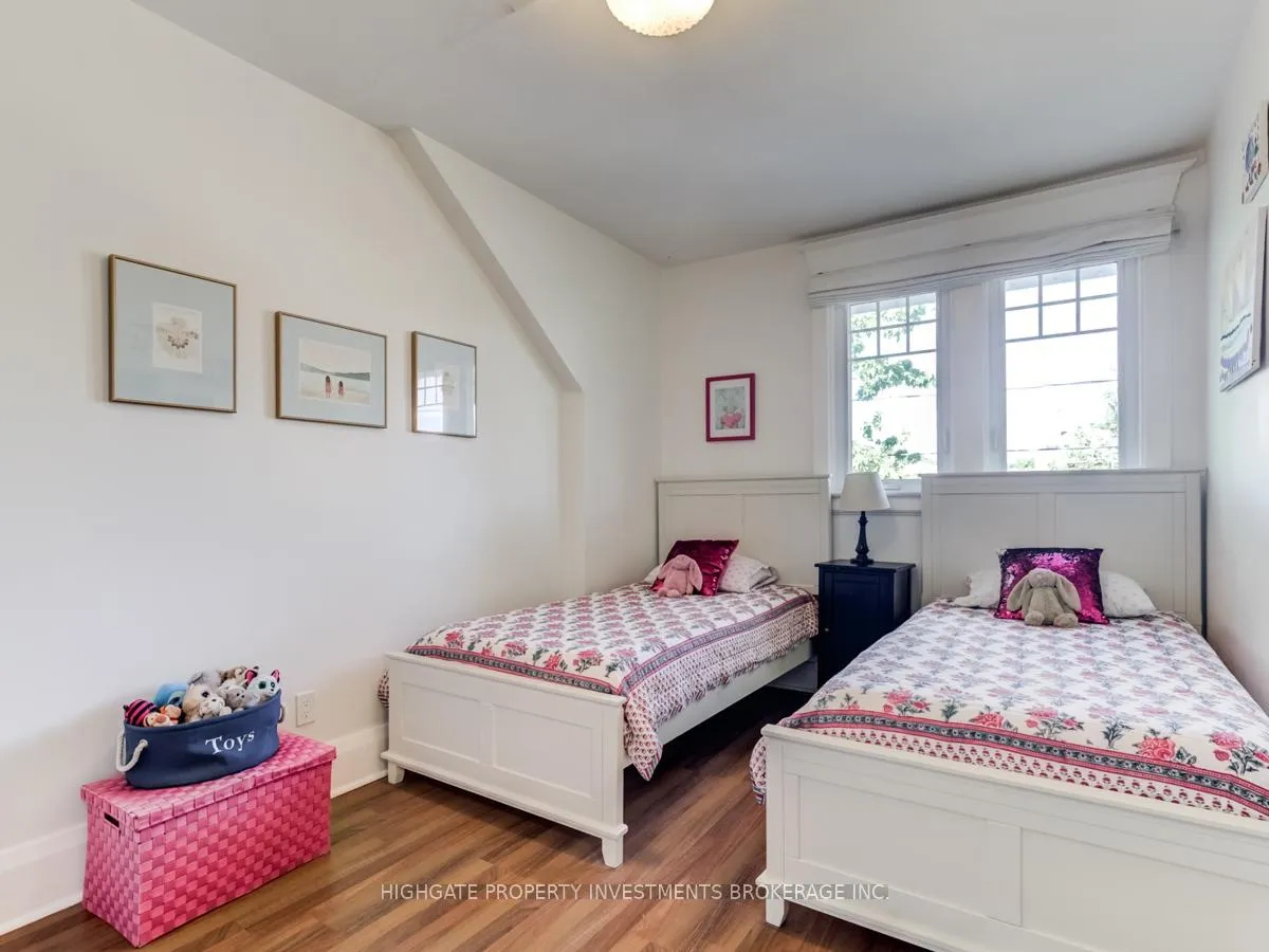 Photo 15 of 98 Westlake Avenue, Toronto, East End-Danforth — HOMEH