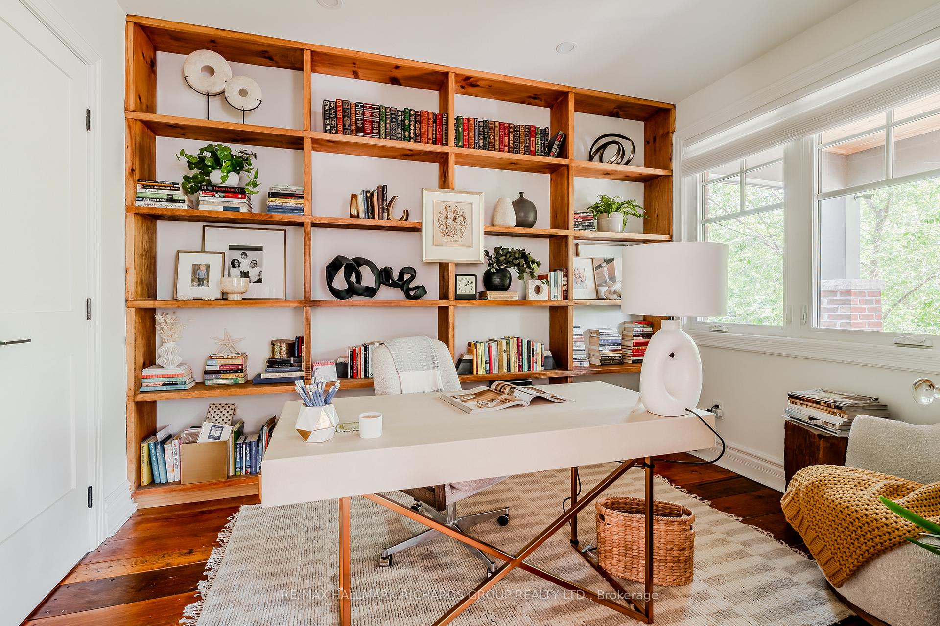 Photo 8 of 152 Kenilworth Avenue, Toronto, The Beaches — HOMEH