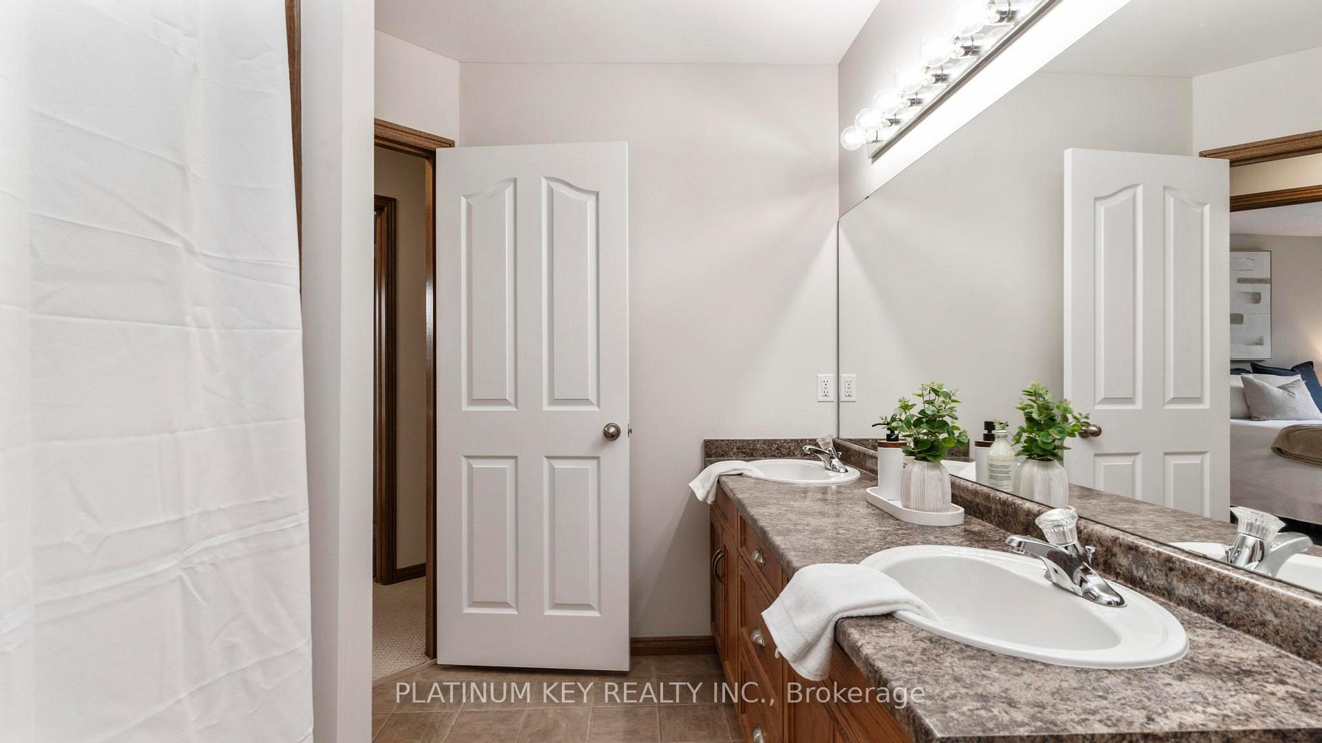 Photo 14 of 51 Queensway Drive, Strathroy-Caradoc, SE — HOMEH