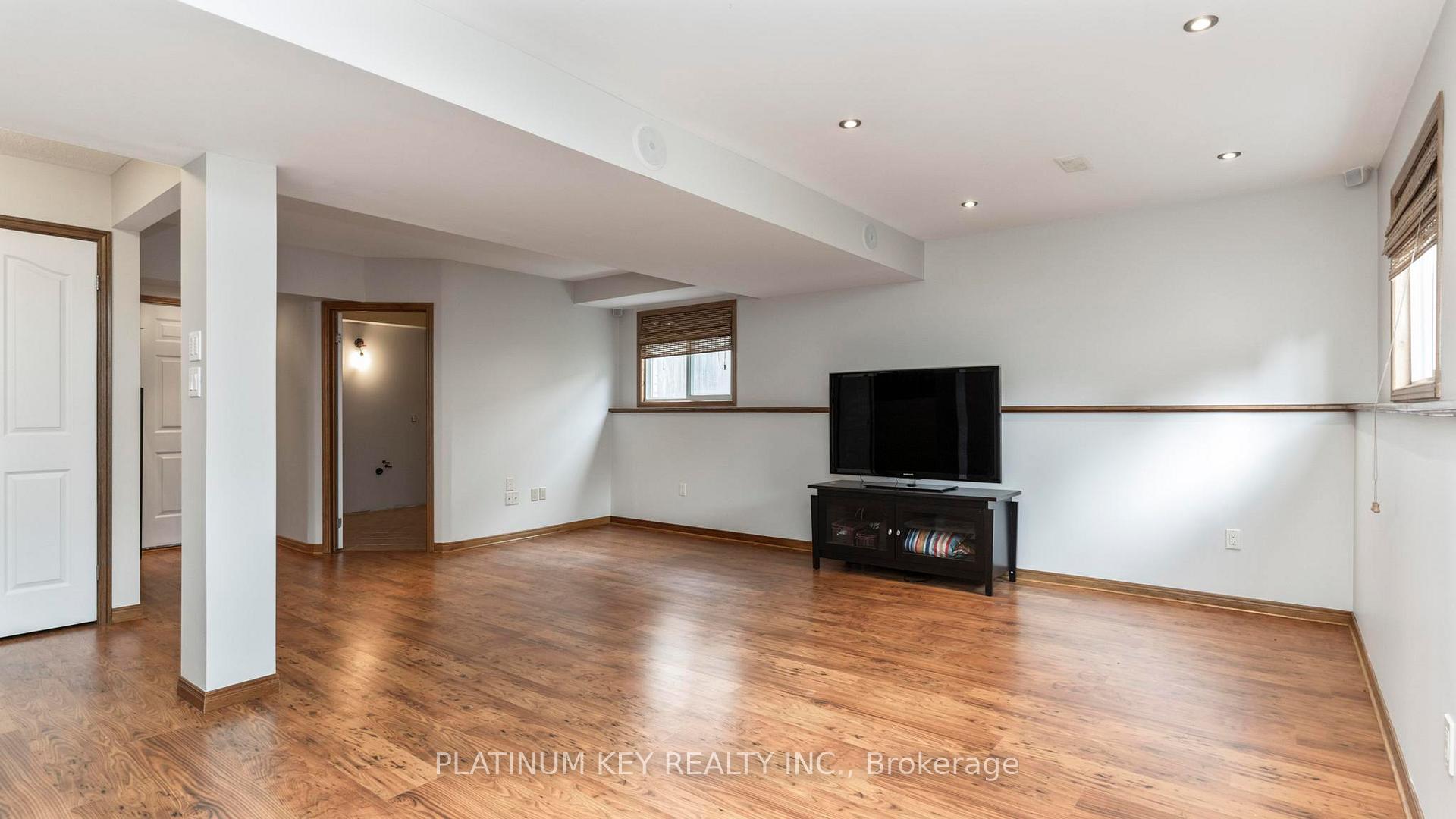 Photo 18 of 51 Queensway Drive, Strathroy-Caradoc, SE — HOMEH