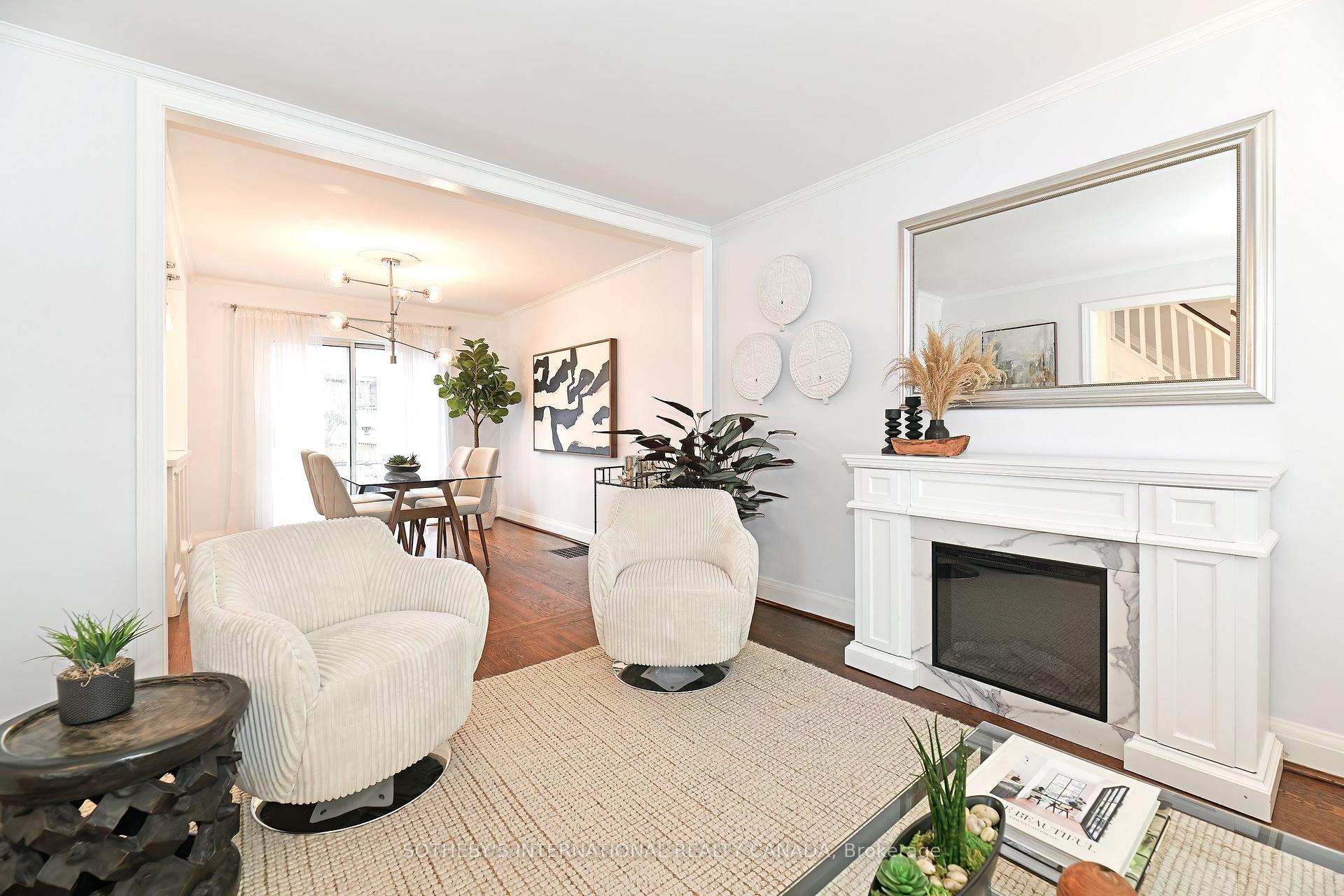 Photo 4 of 58 Thursfield Crescent, Toronto, Leaside — HOMEH