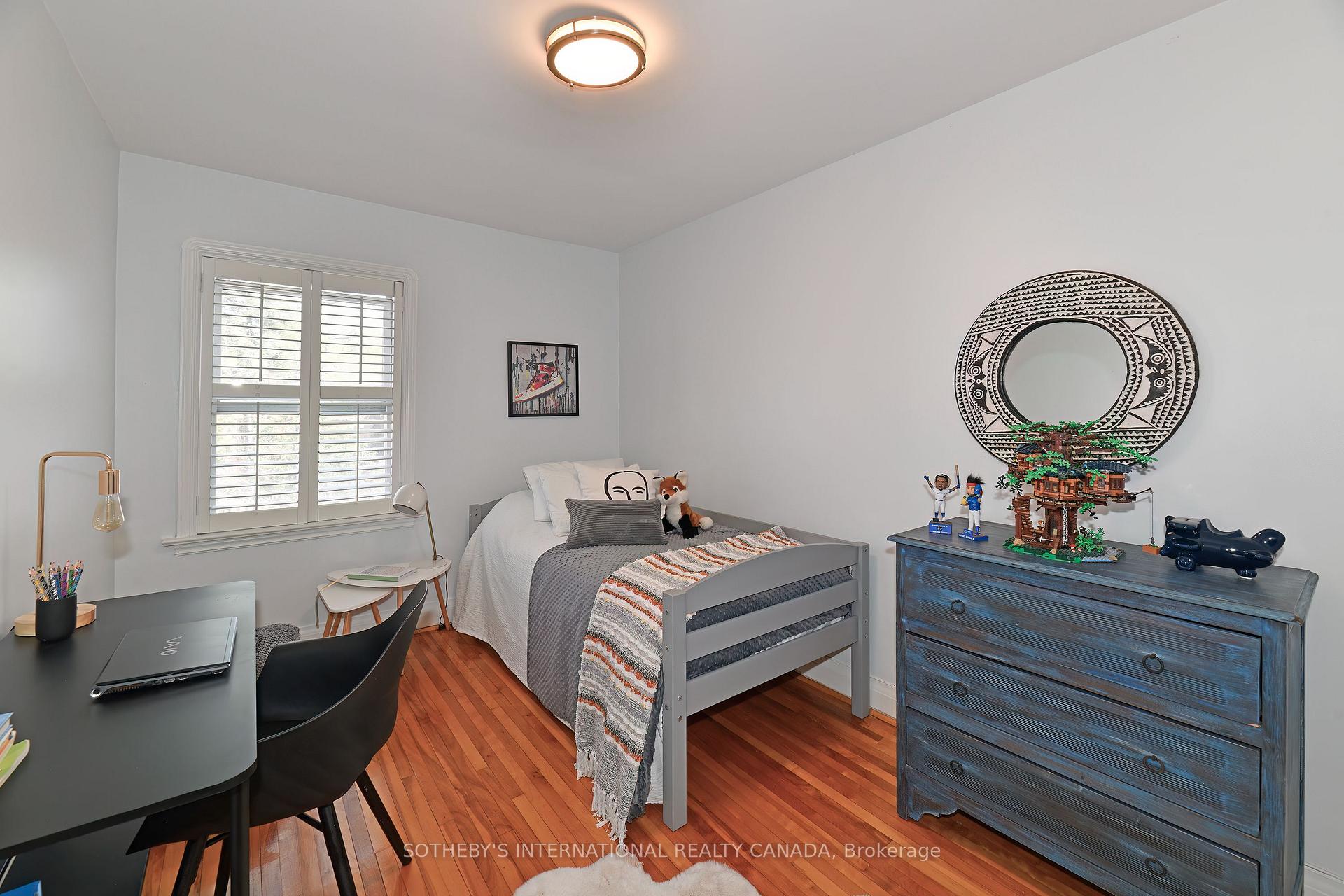 Photo 11 of 58 Thursfield Crescent, Toronto, Leaside — HOMEH