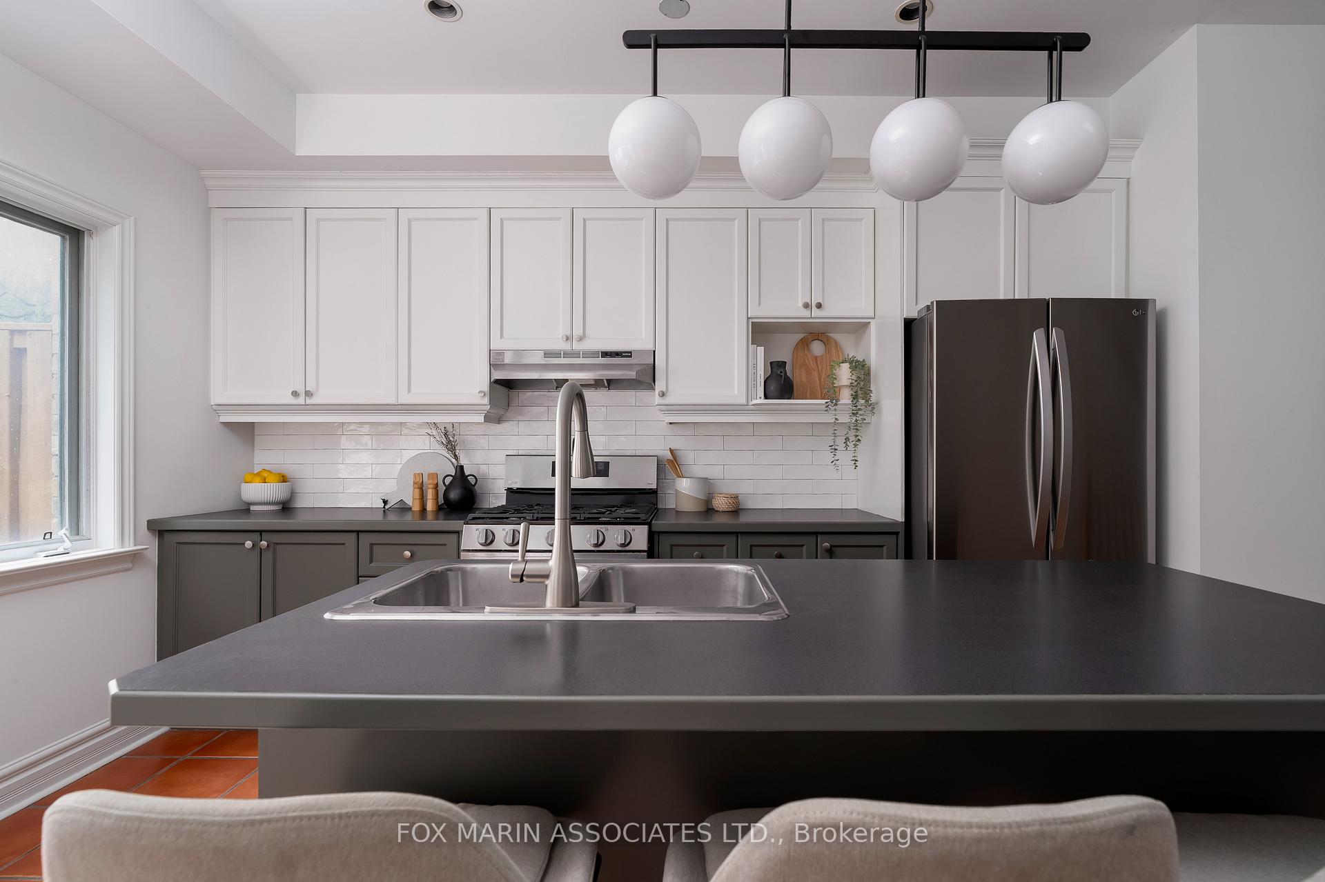 Photo 13 of 20 Lewis Street, Toronto, South Riverdale — HOMEH