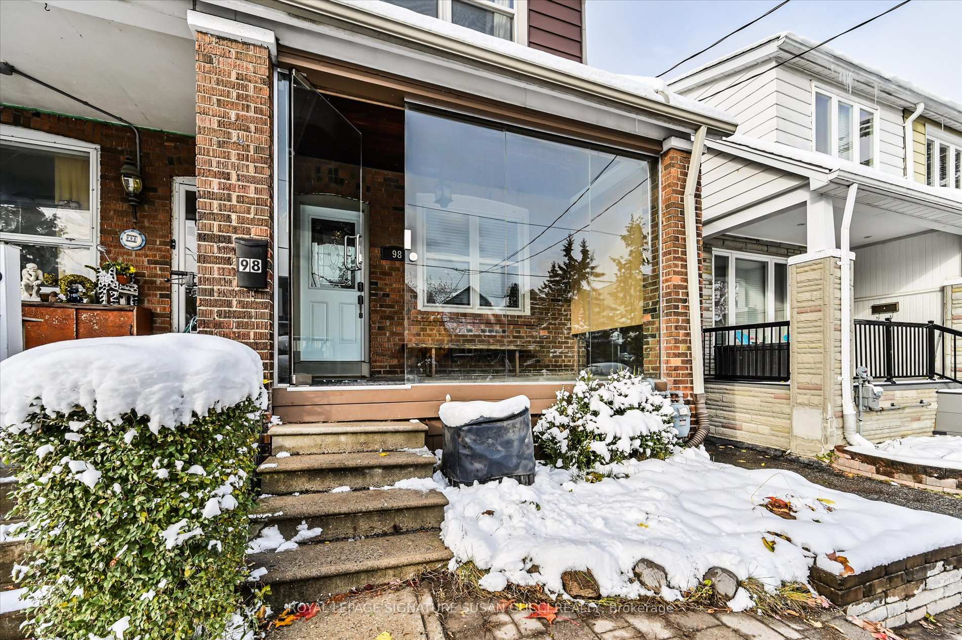 Photo 4 of 98 Frater Avenue, Toronto, Danforth Village-East York — HOMEH