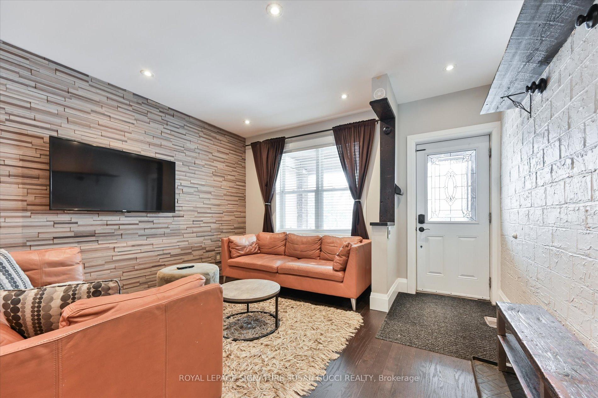 Photo 6 of 98 Frater Avenue, Toronto, Danforth Village-East York — HOMEH