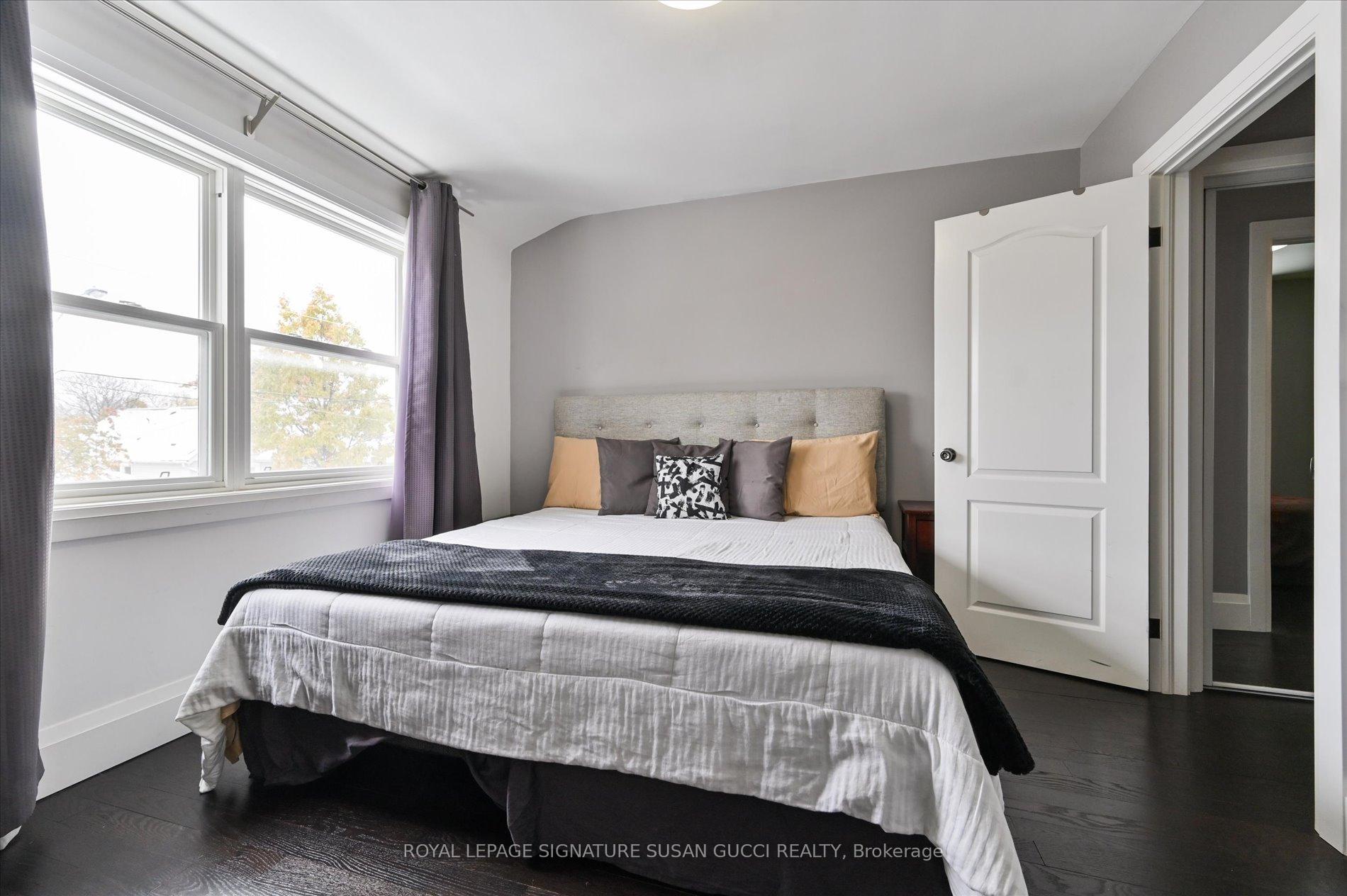 Photo 19 of 98 Frater Avenue, Toronto, Danforth Village-East York — HOMEH