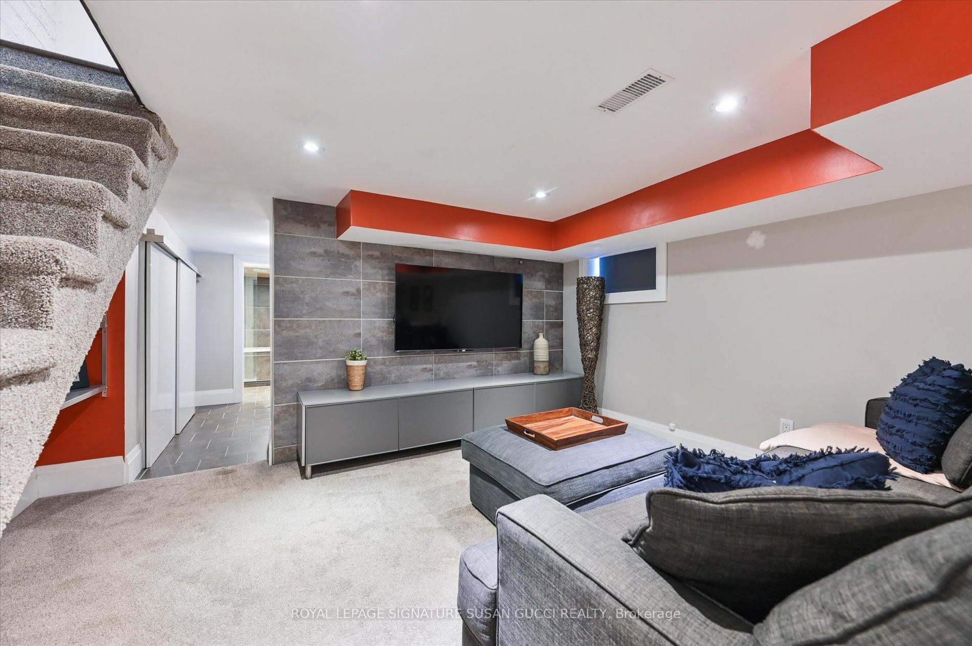 Photo 24 of 98 Frater Avenue, Toronto, Danforth Village-East York — HOMEH