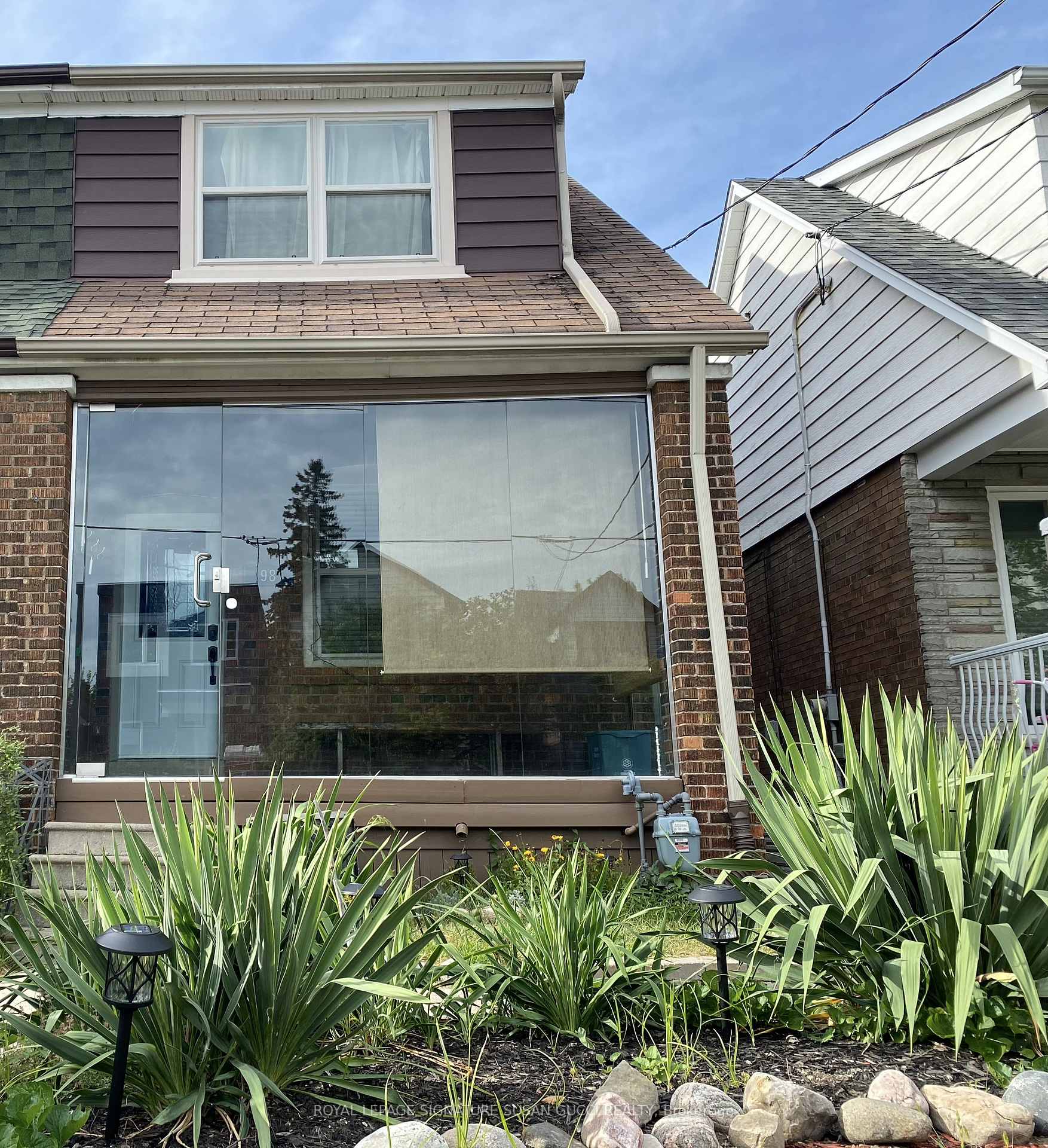 Photo 38 of 98 Frater Avenue, Toronto, Danforth Village-East York — HOMEH