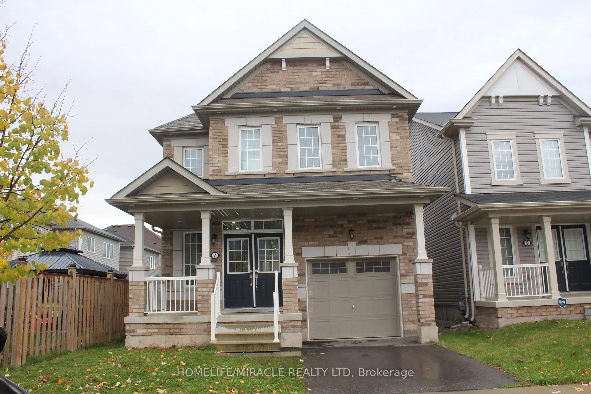 Front of 7 Esther Crescent