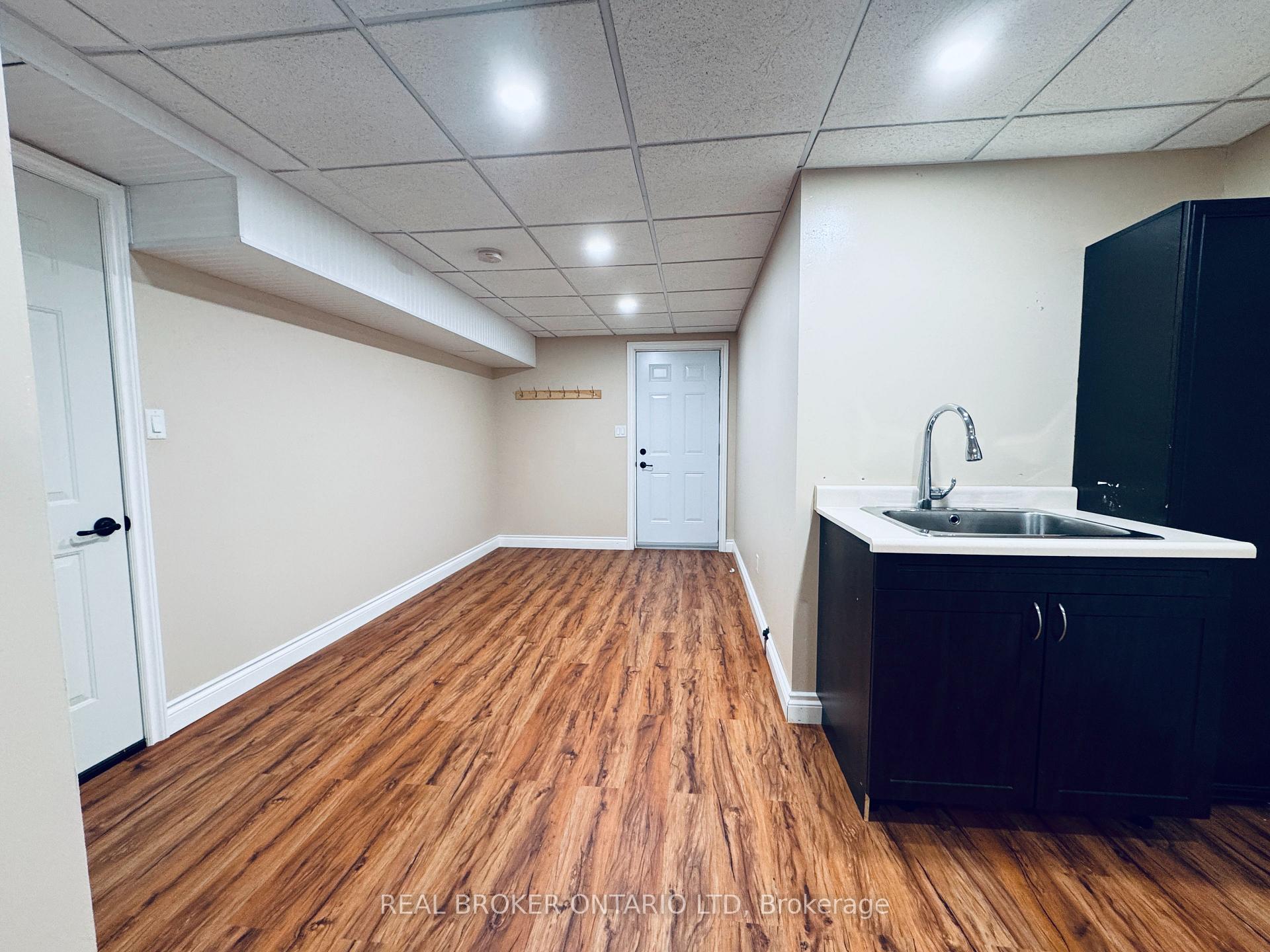 Photo 9 of Unit Lower, 17 Bobolink Drive, Tillsonburg — HOMEH