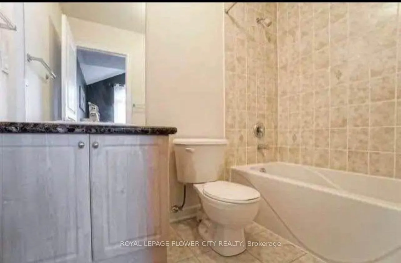 Photo 11 of 41 Begonia Crescent, Brampton, Northwest Sandalwood Parkway — HOMEH