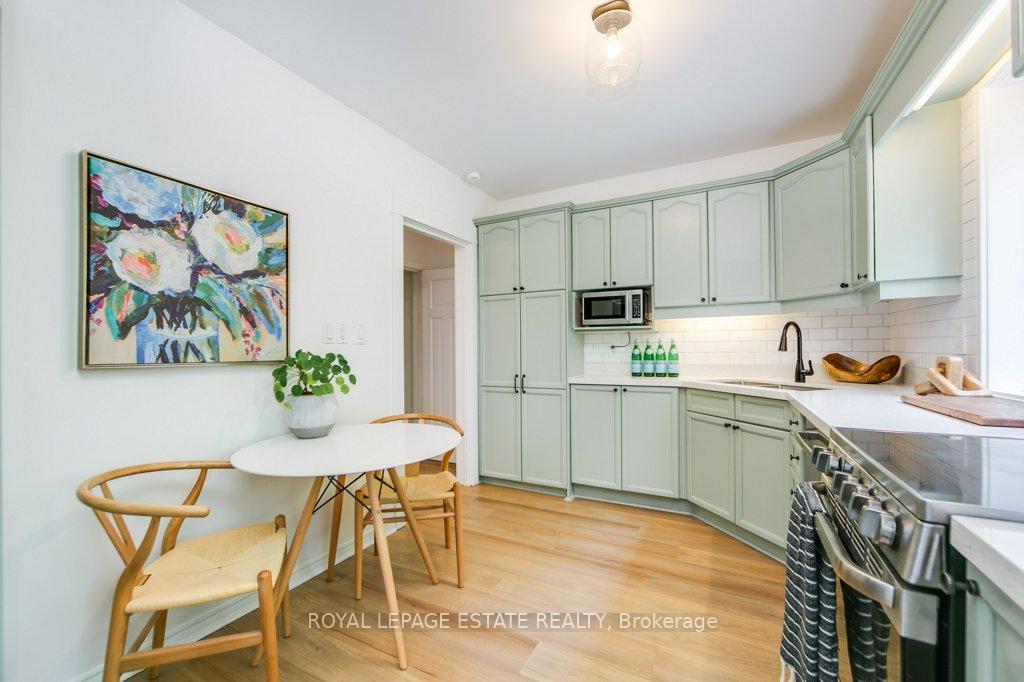 Photo 16 of 130 Swanwick Avenue, Toronto, East End-Danforth — HOMEH